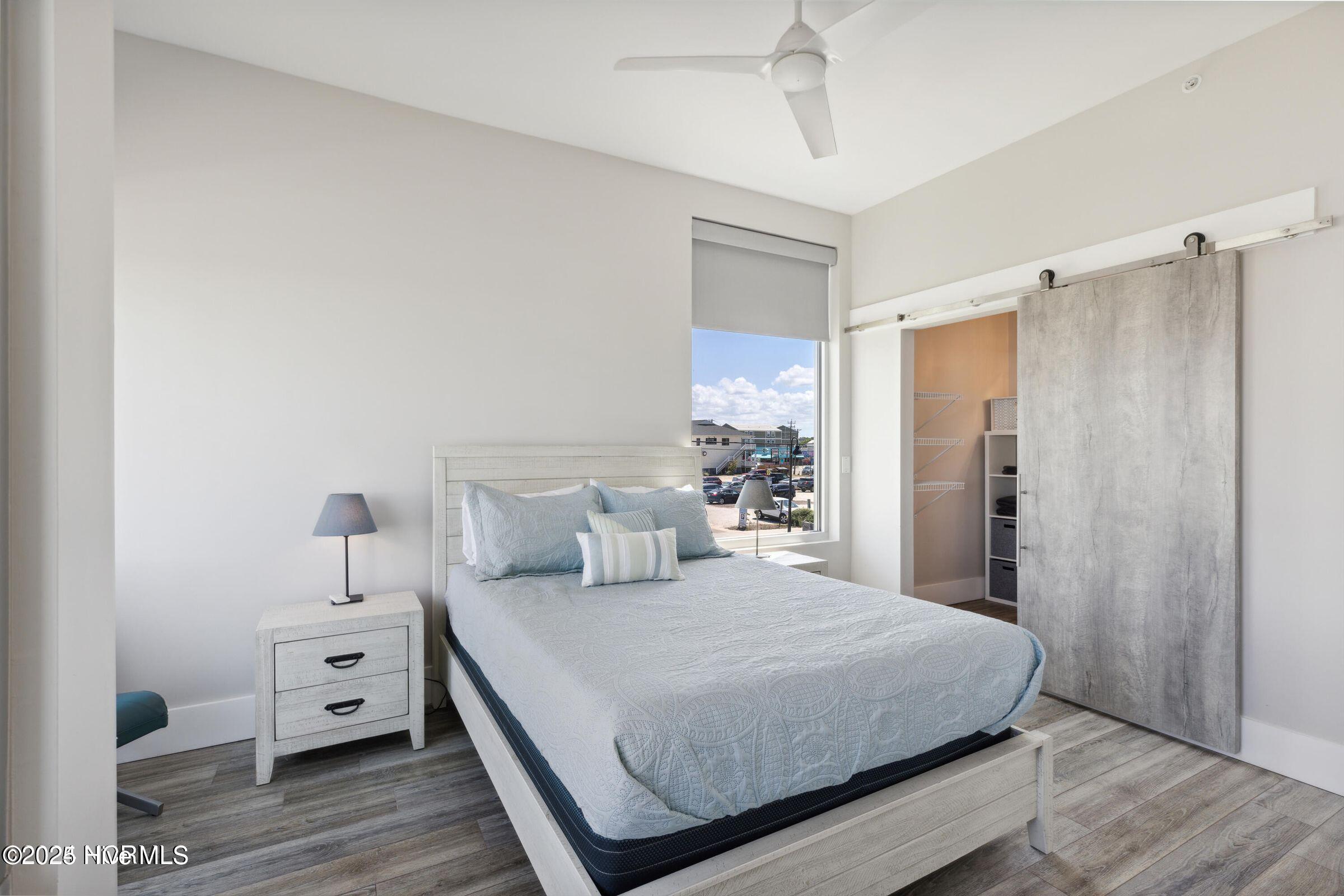 100542009 | Photo 19