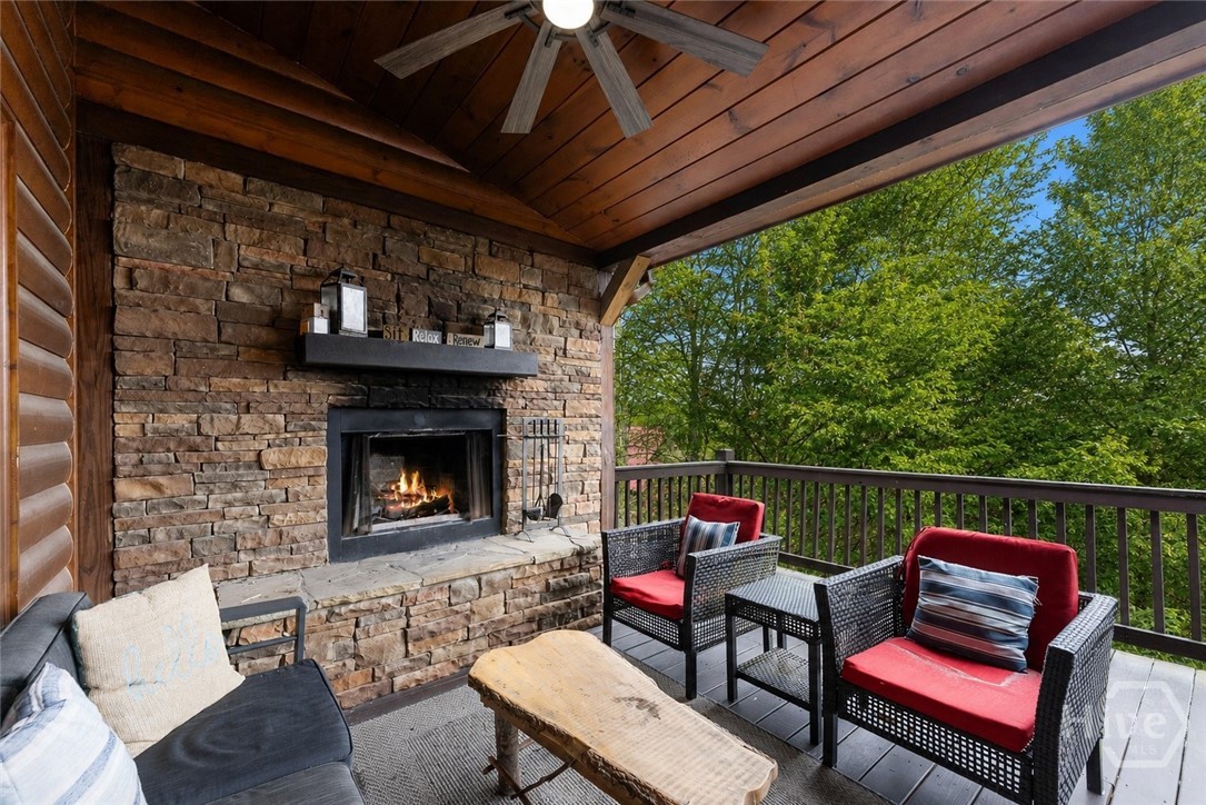 437 Spruce Circle