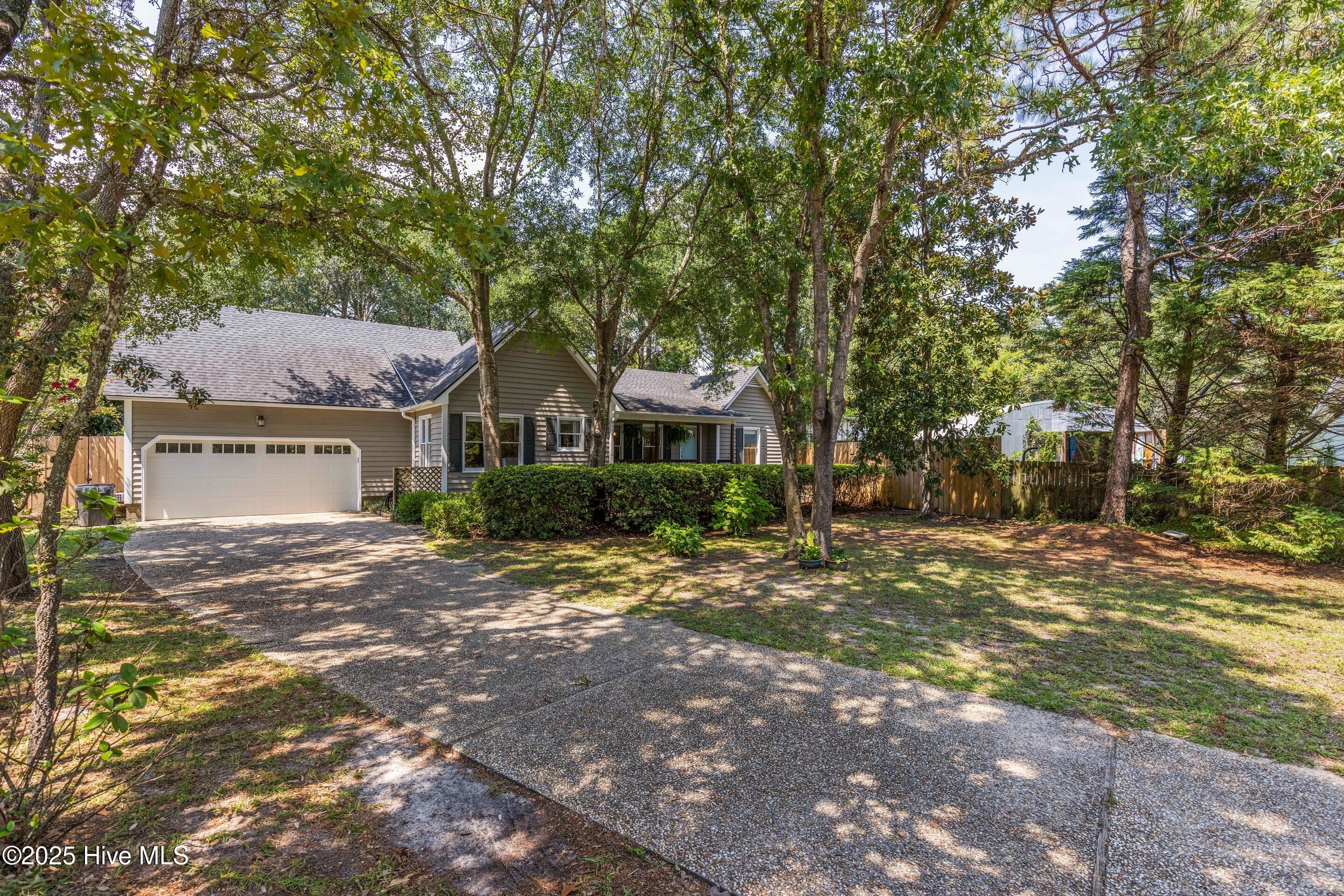 1302 Grove Point Road, Wilmington, NC 28409 – photo 3: mls-IMG_7669