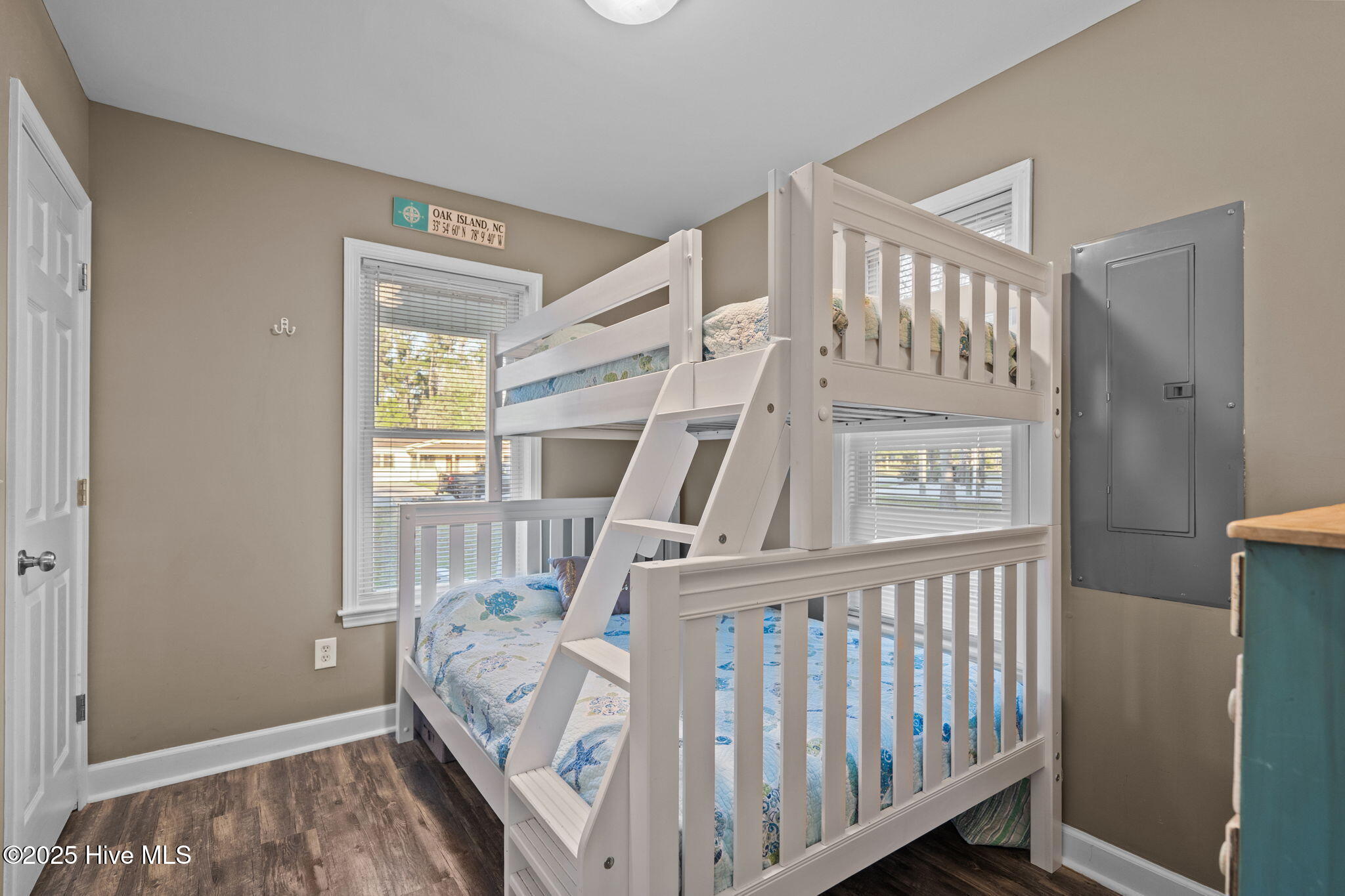 100537146 | Photo 20