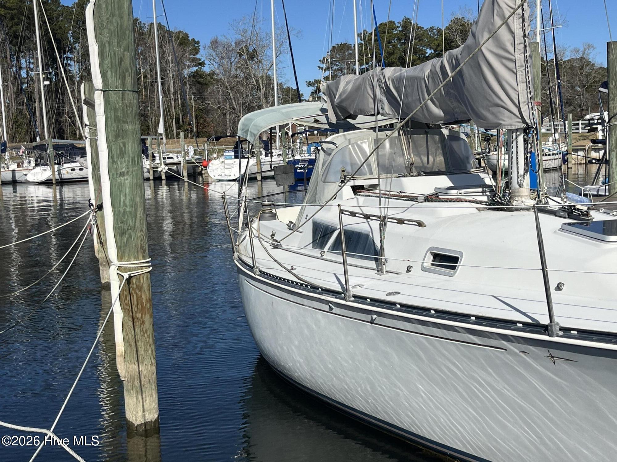 33 Pecan Grove Marina Slip # 33,Oriental