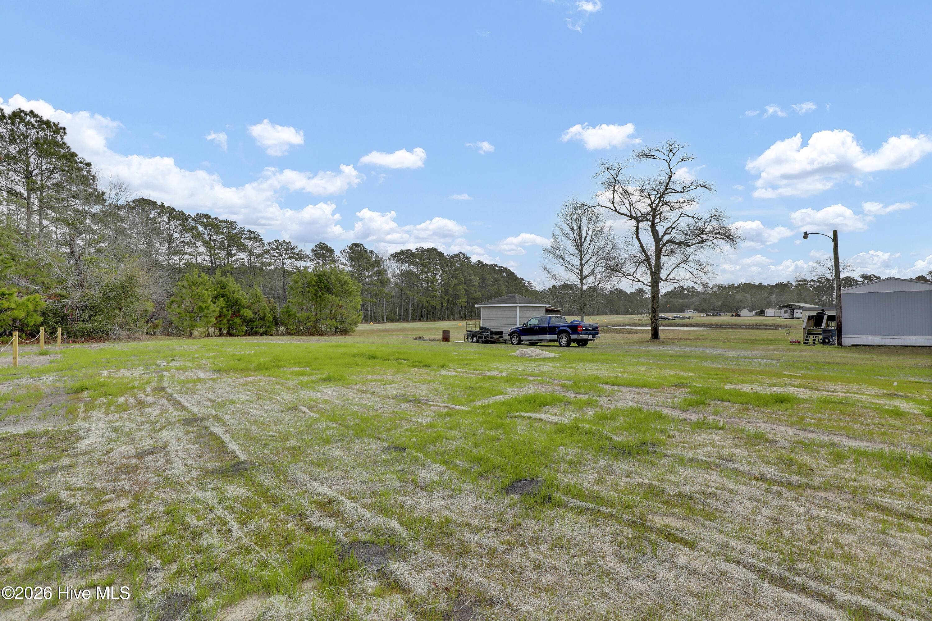 100564662 | Photo 25