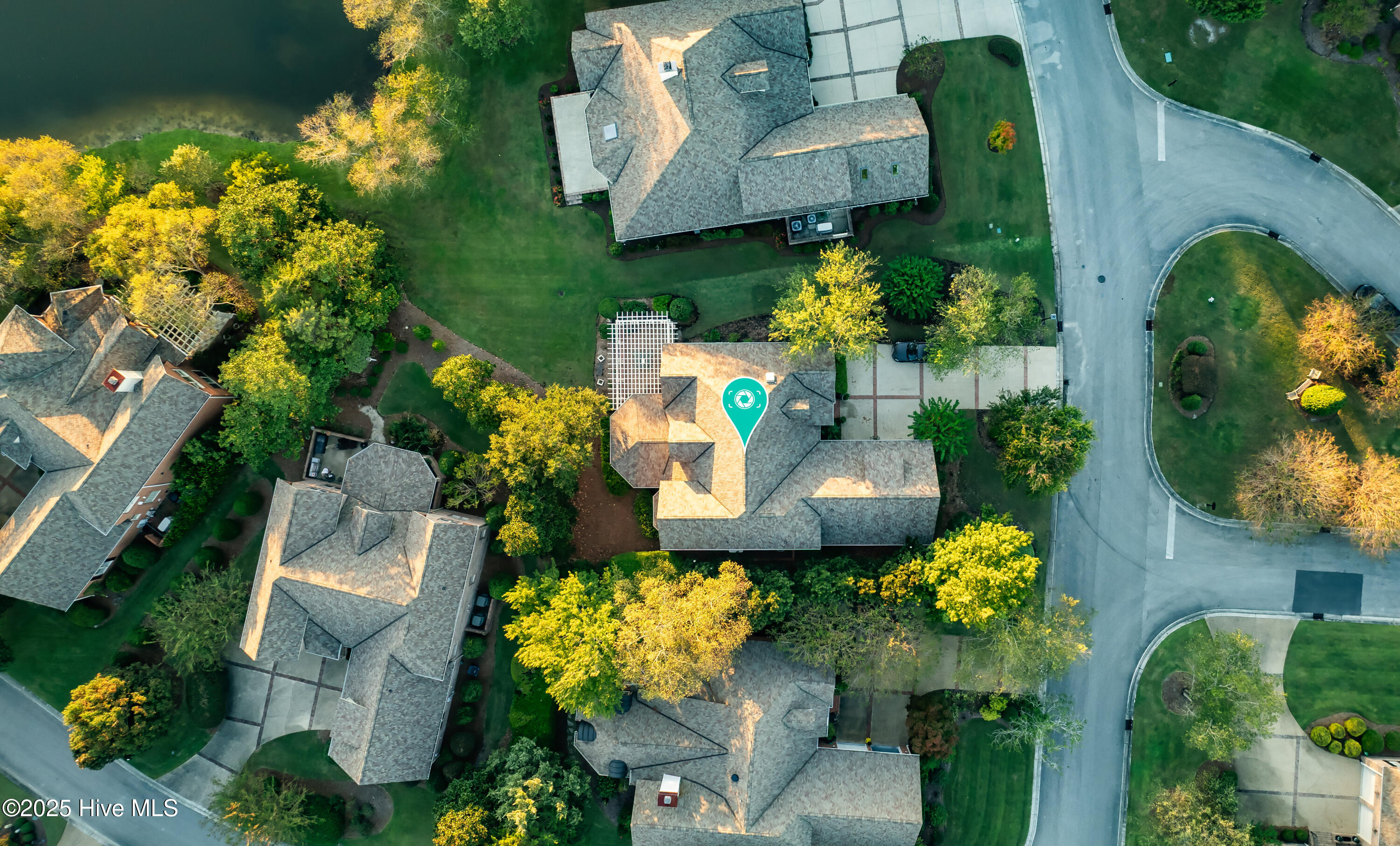 100535642 | Photo 61