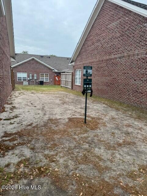 100570390 | Photo 17