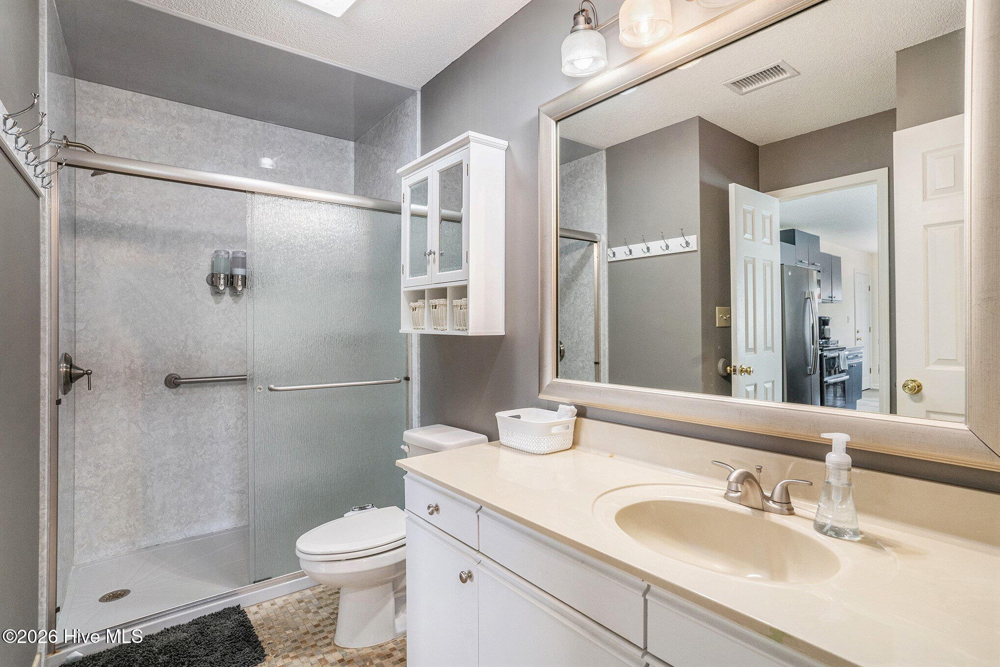 100559918 | Photo 17