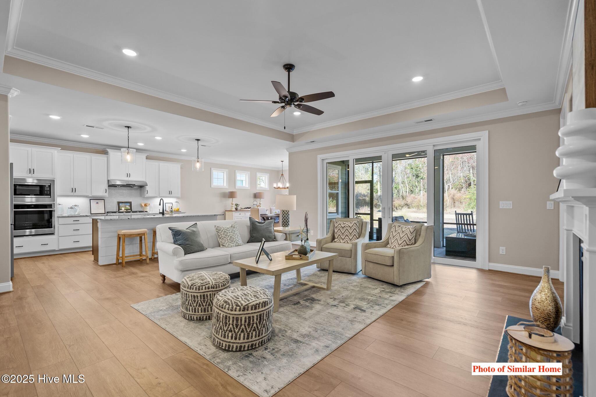 100545835 | Photo 14