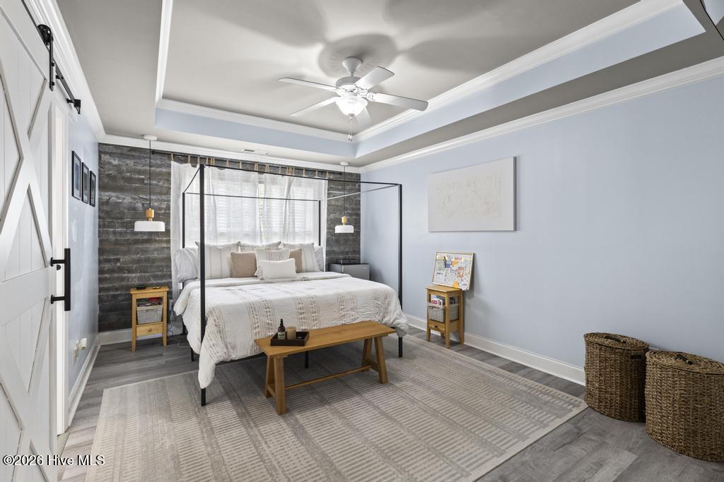 100565258 | Photo 26