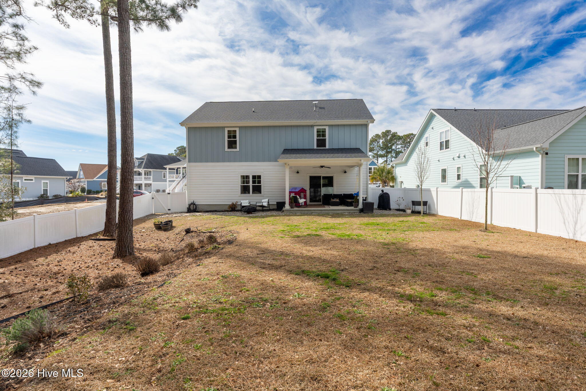 100555152 | Photo 48