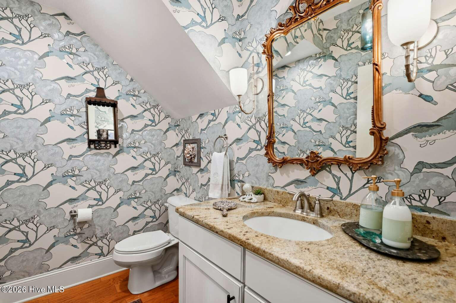 100552752 | Photo 34