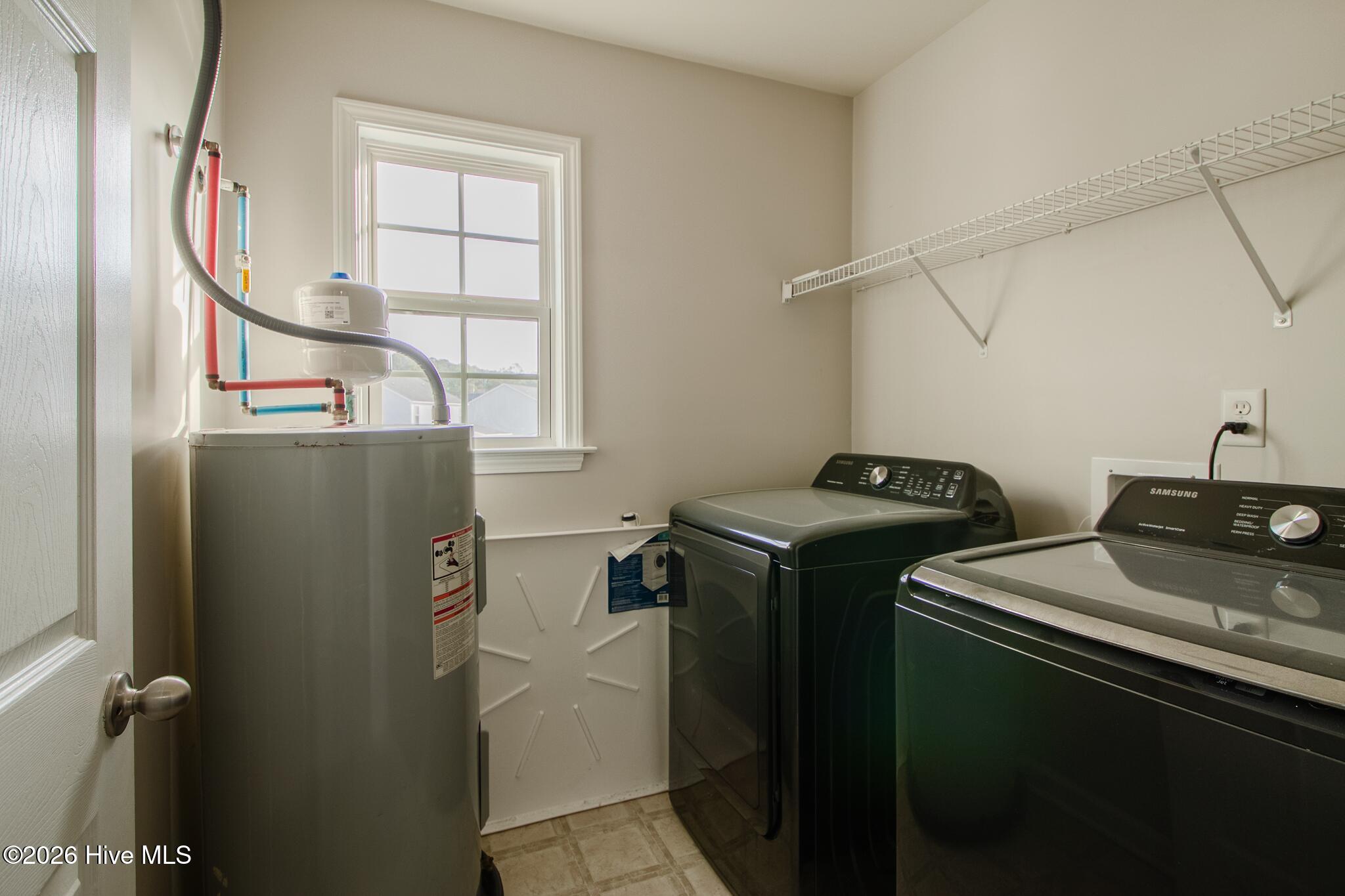 100522073 | Photo 22