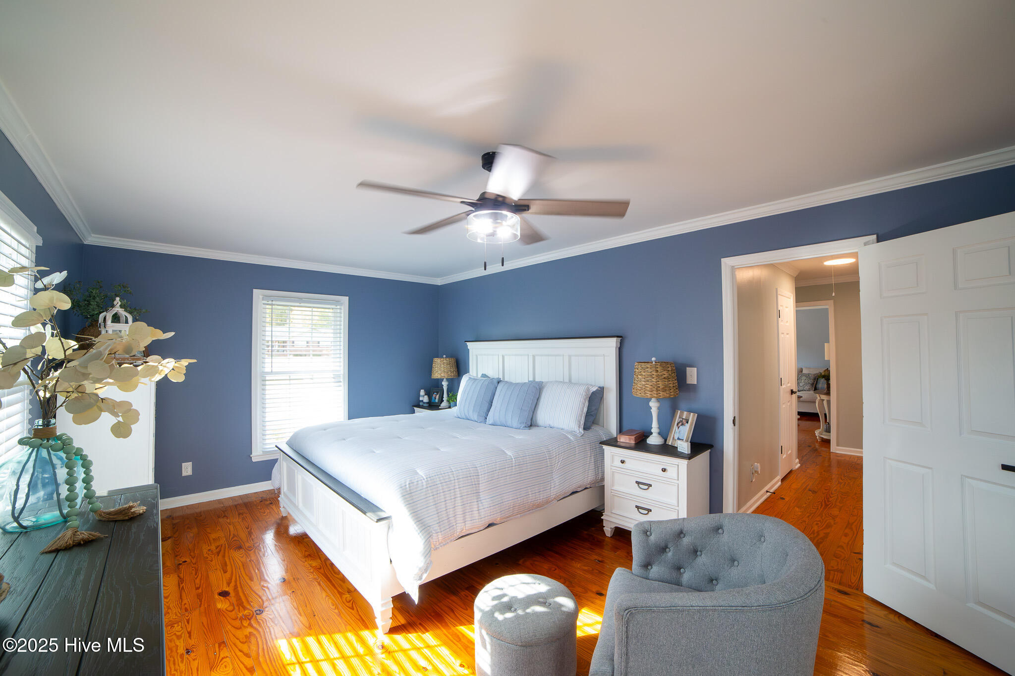 100542481 | Photo 38