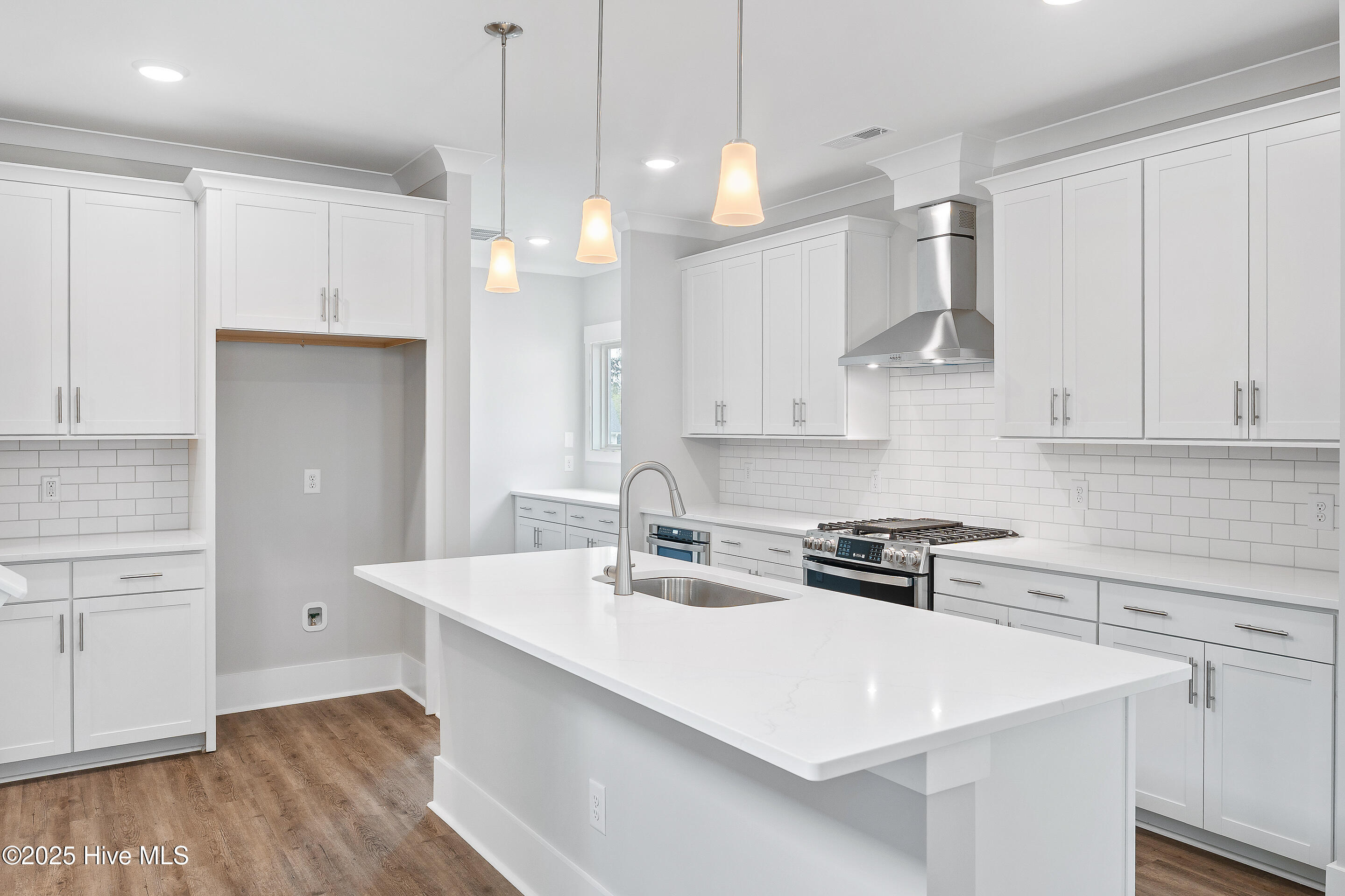 100506457 | Photo 20