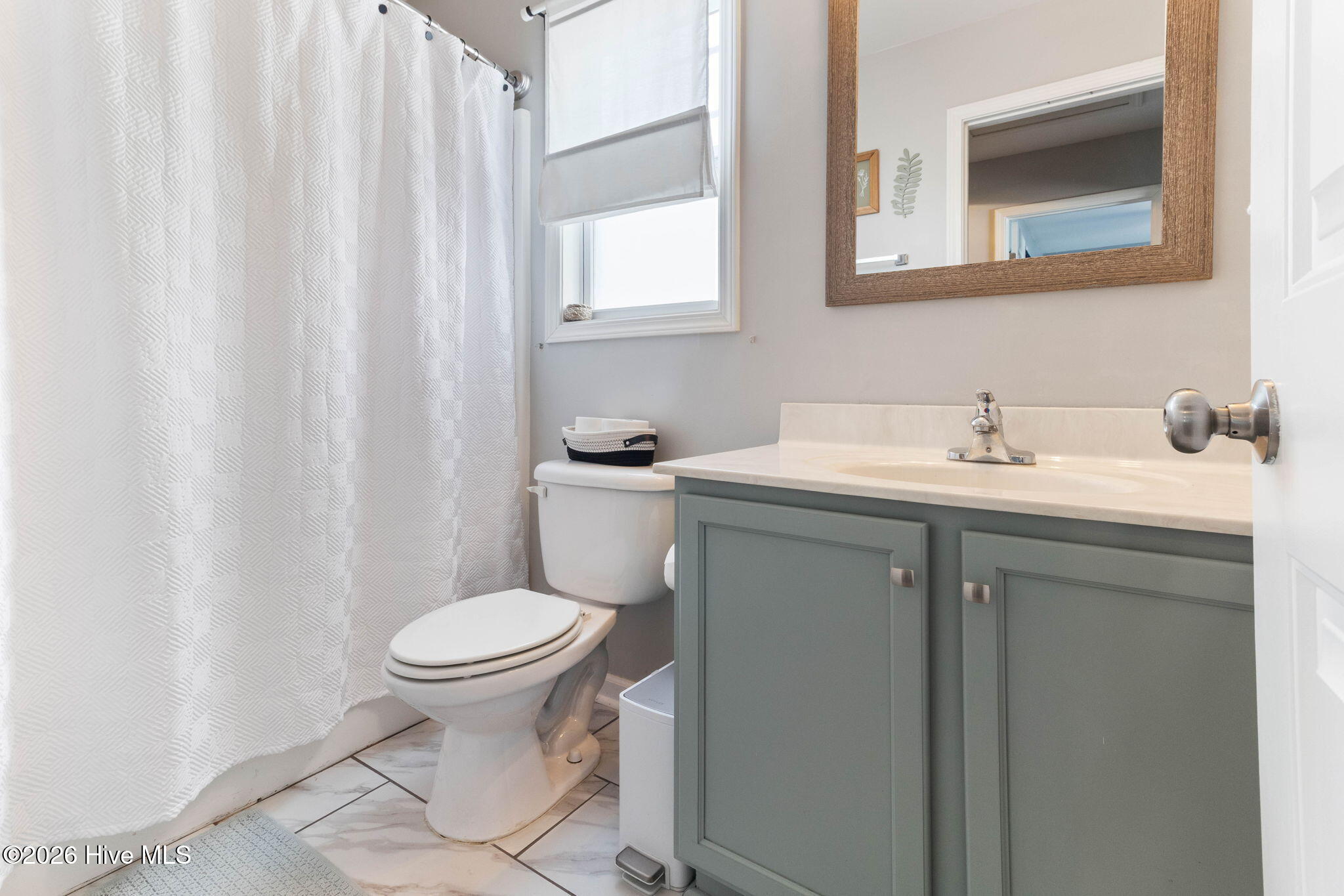 100556035 | Photo 28