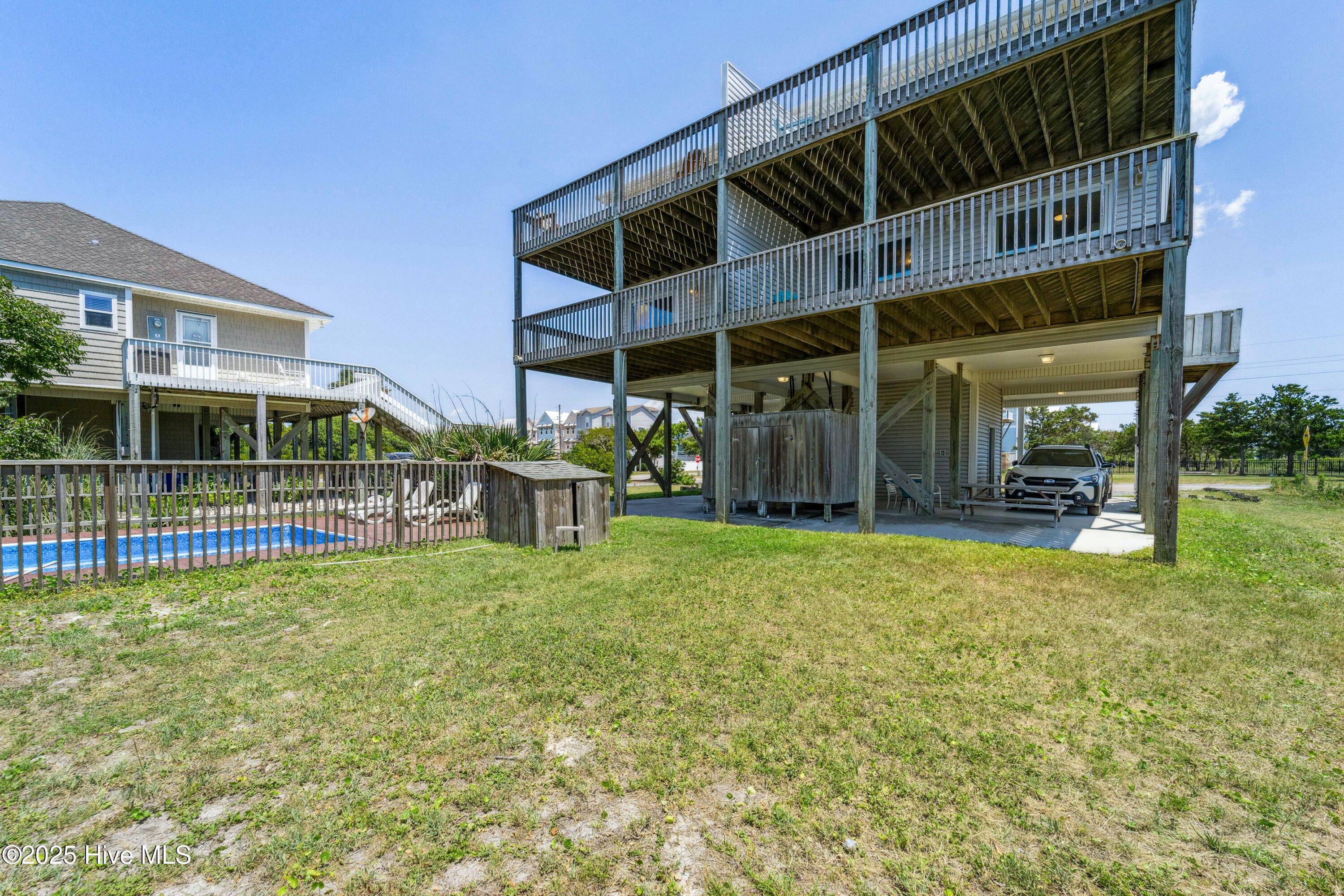 100556675 | Photo 13