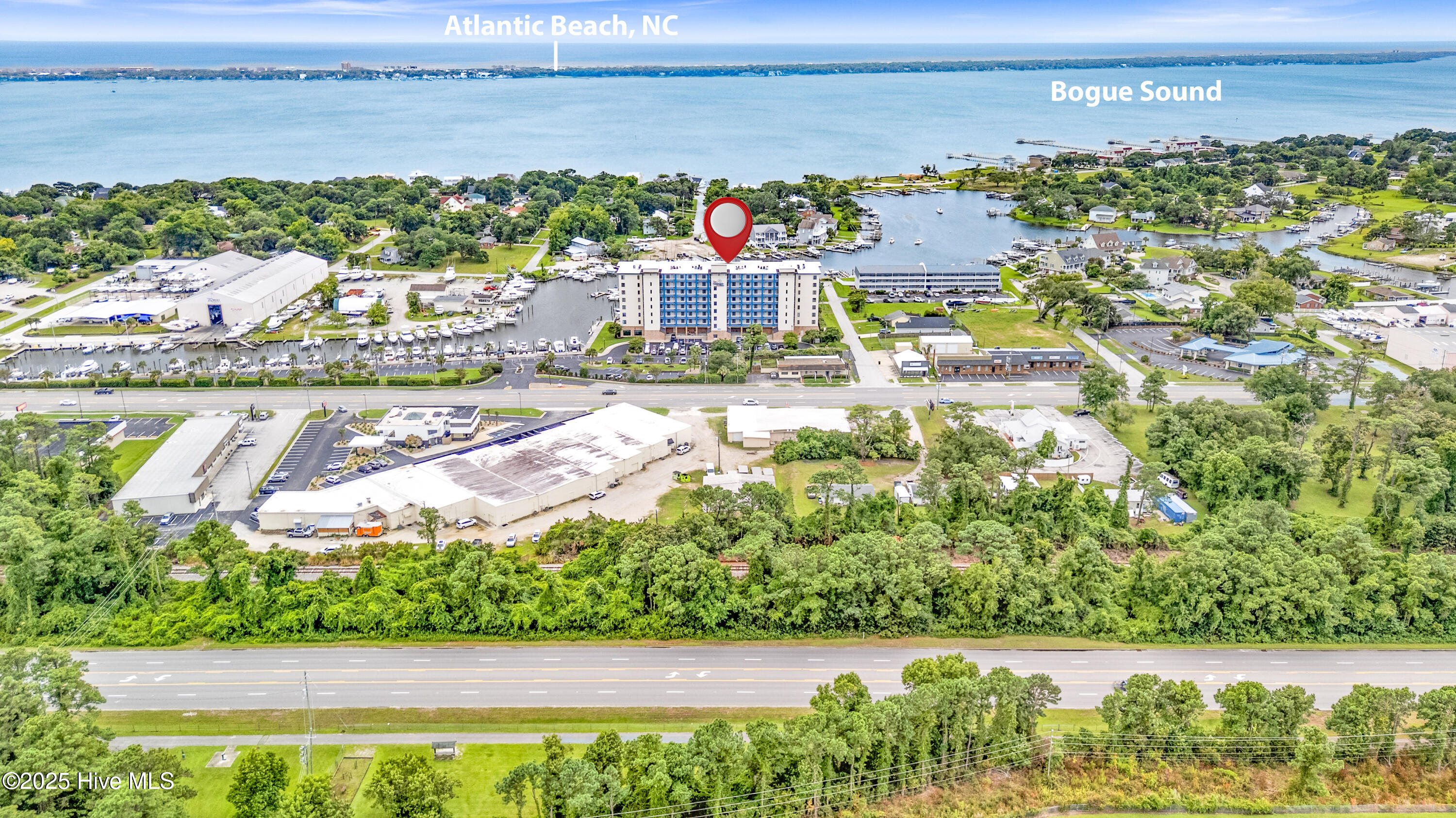 4425 Arendell Street 609,Morehead City