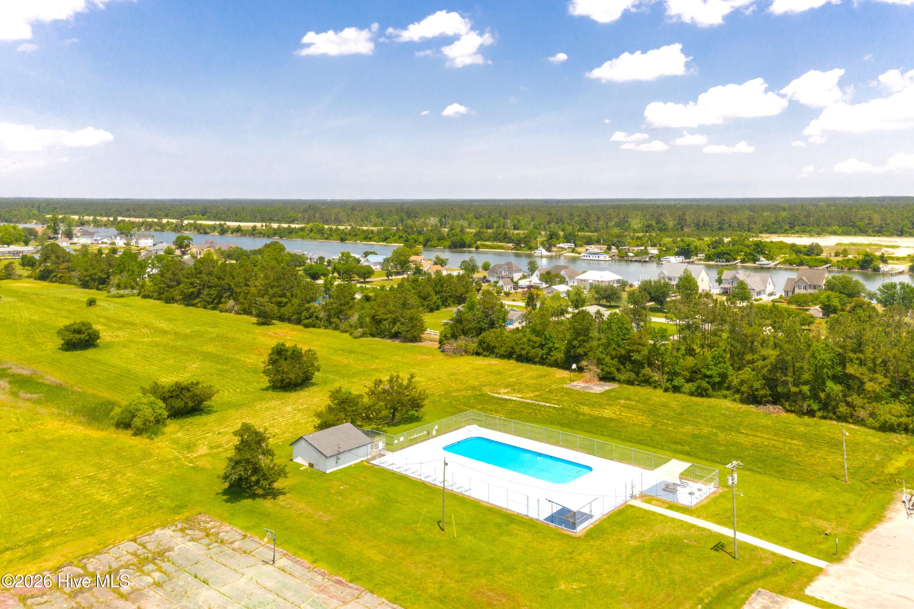 107 Tradewinds Road, Newport, NC, 28570