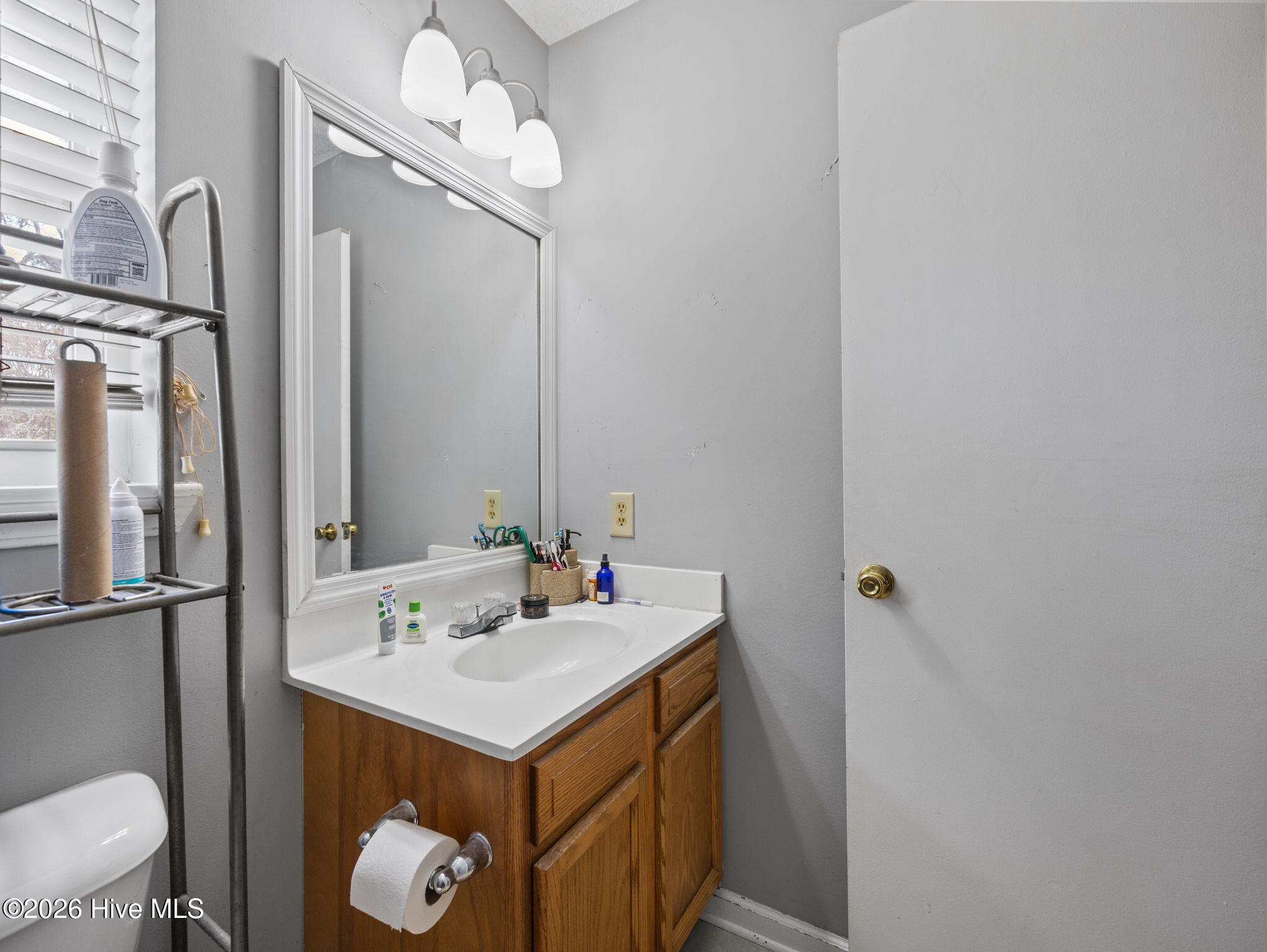 100562262 | Photo 22