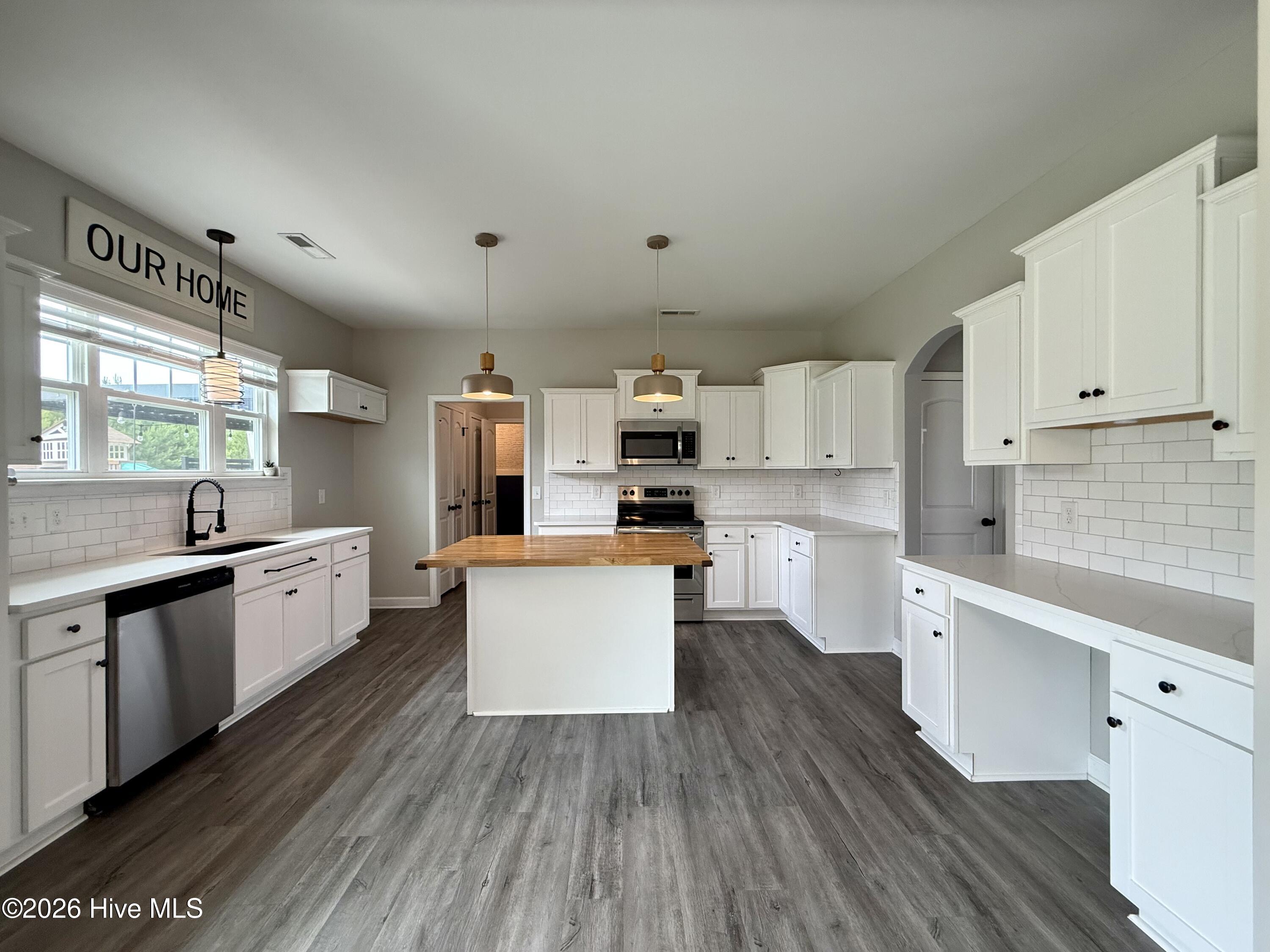 303 Breezeway Drive,Sneads Ferry