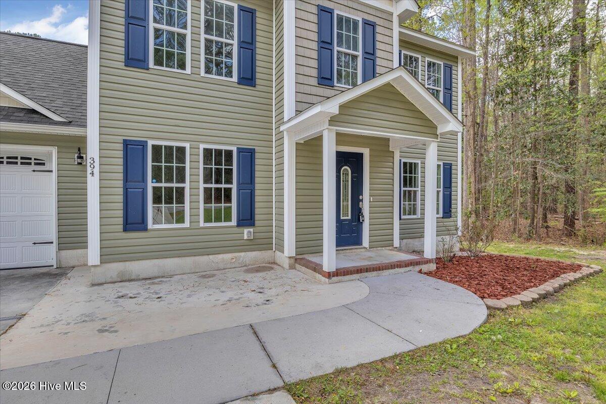 100565952 | Photo 57