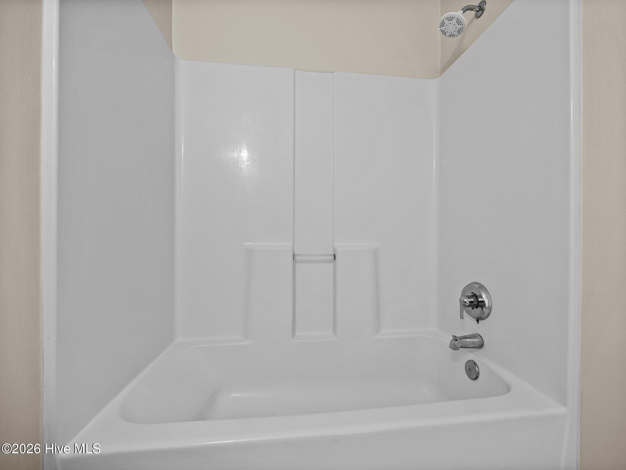 100559229 | Photo 33