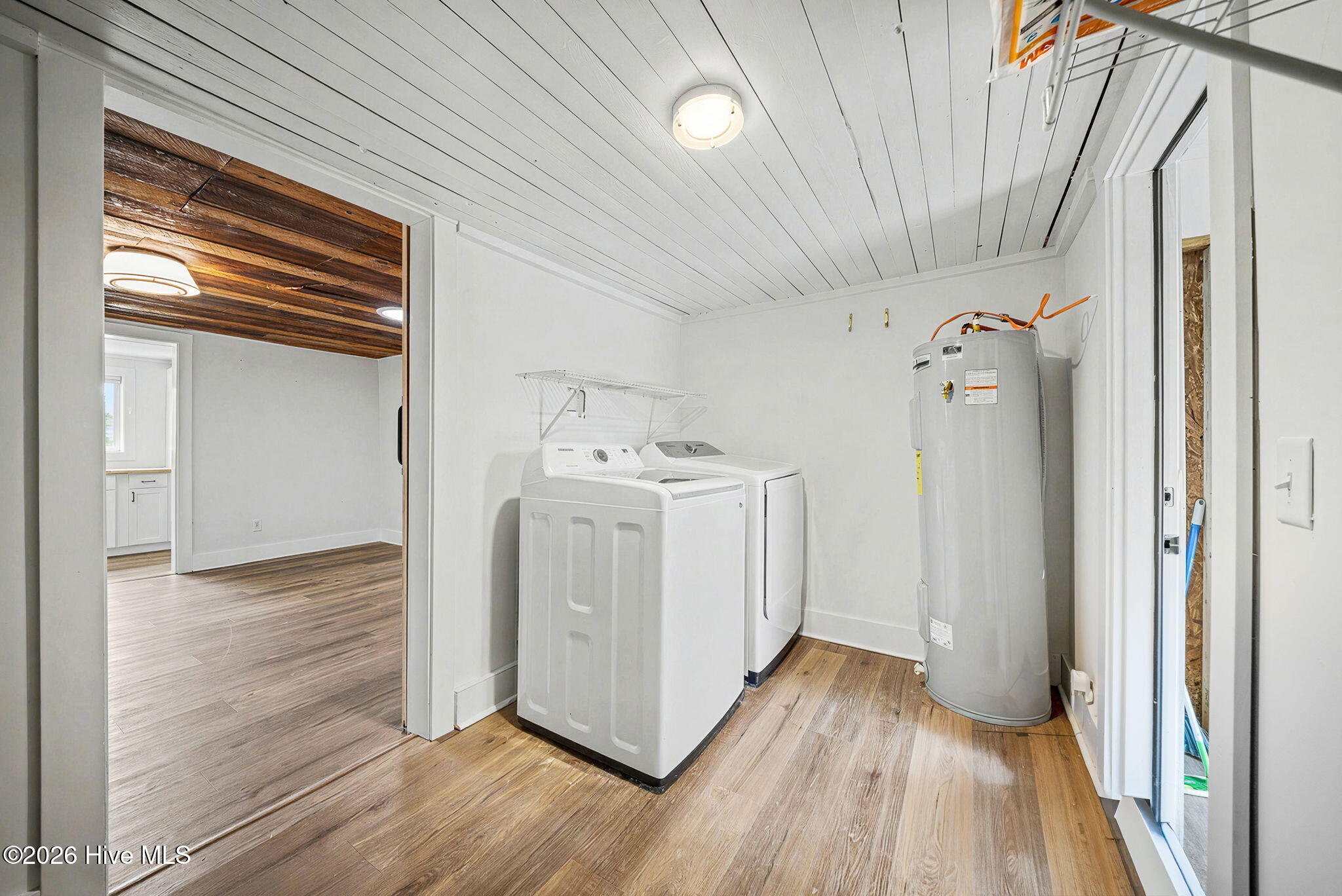 100564116 | Photo 36