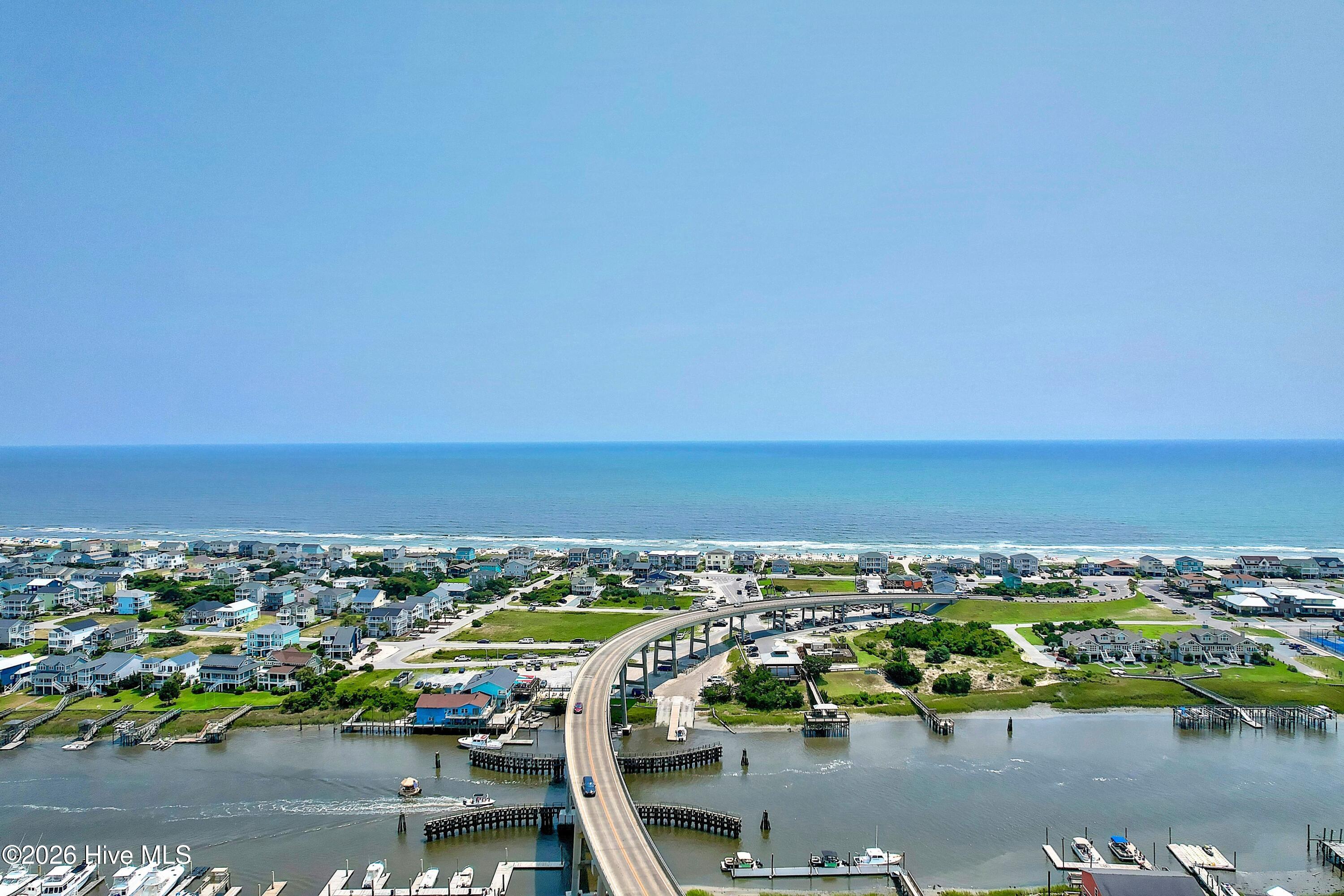 100562850 | Photo 37