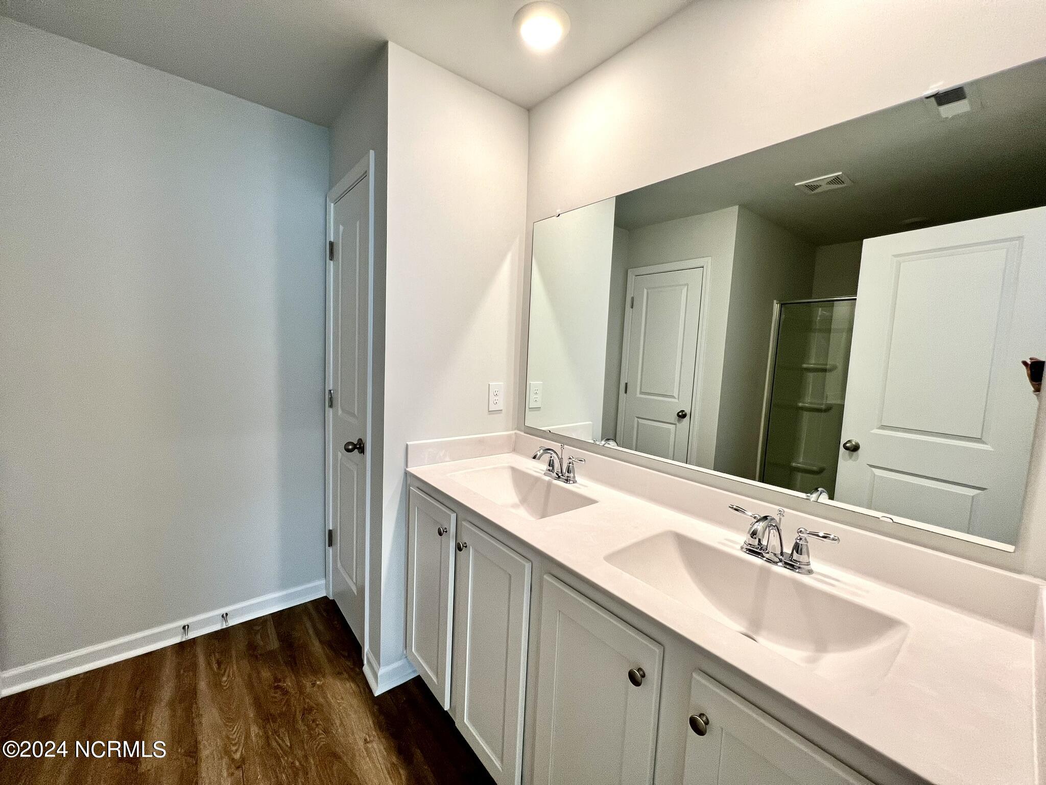 100539550 | Photo 15