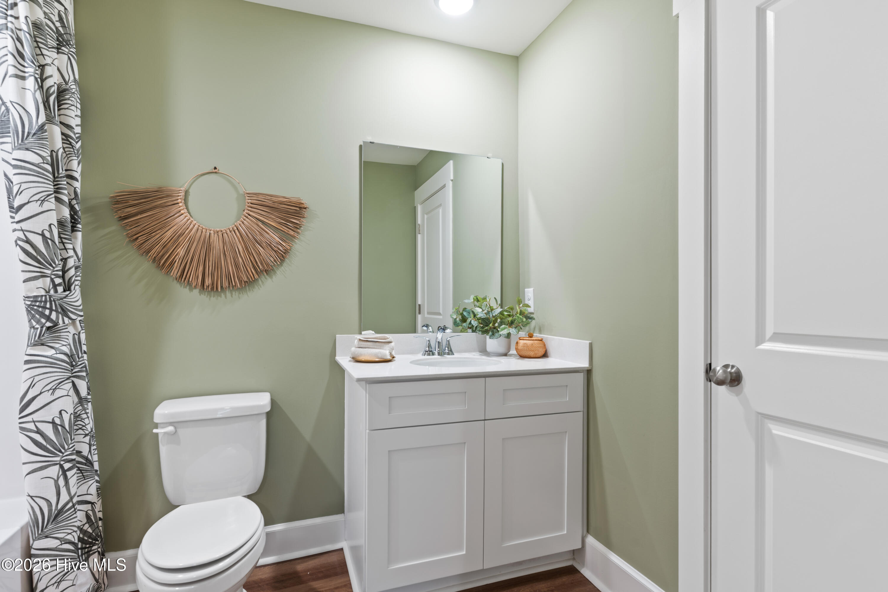 100541406 | Photo 27