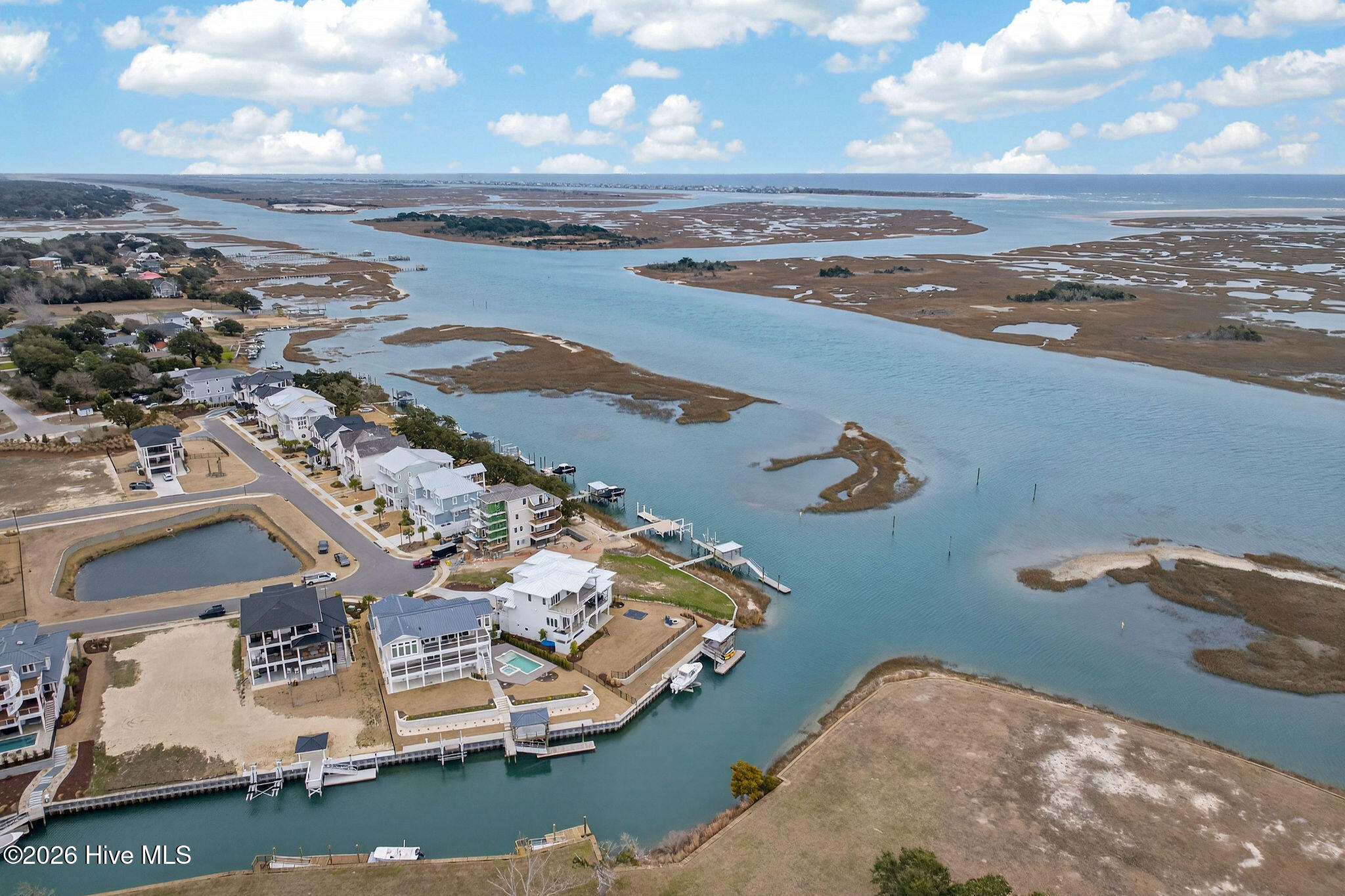 100557912 | Photo 19