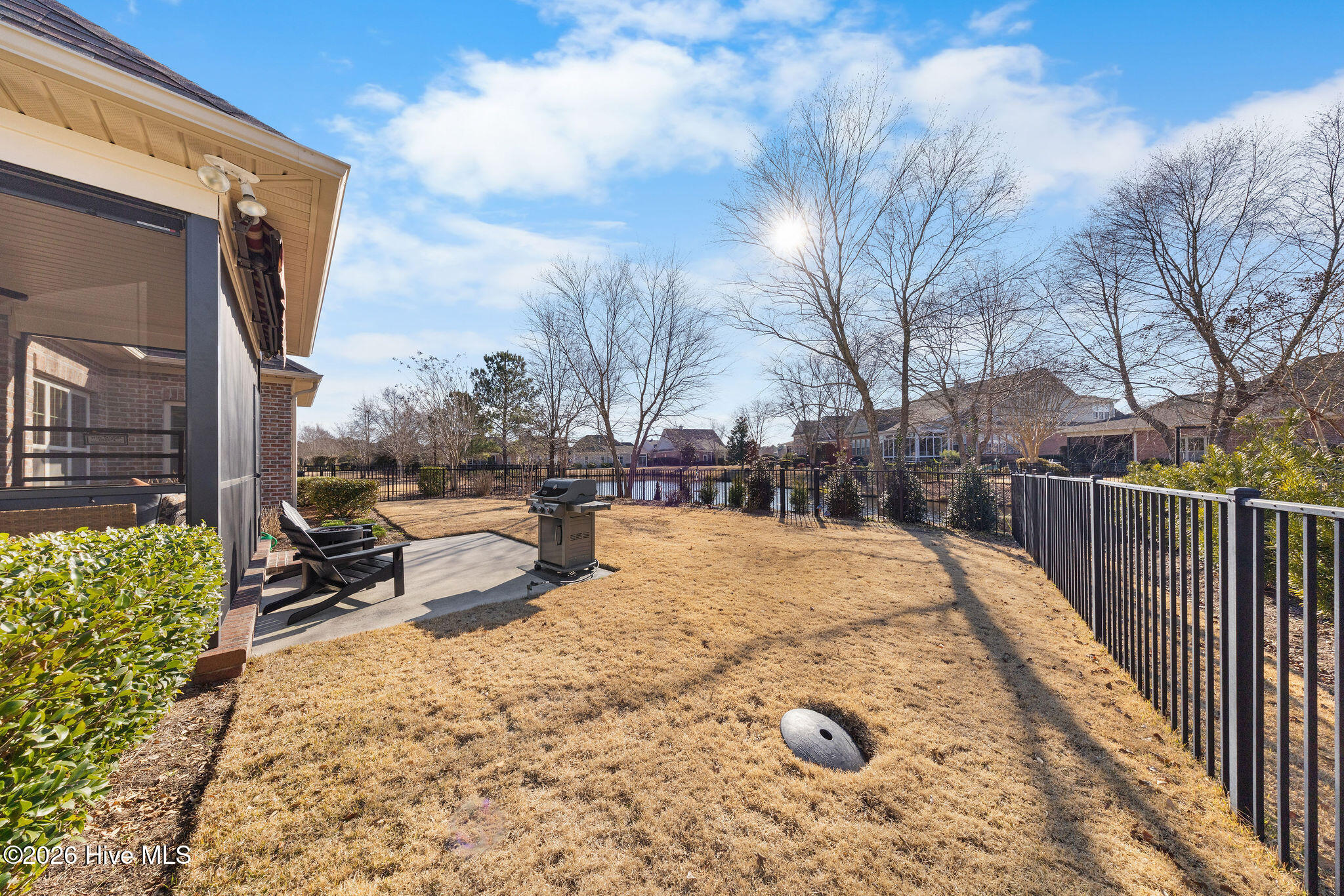 100564801 | Photo 35