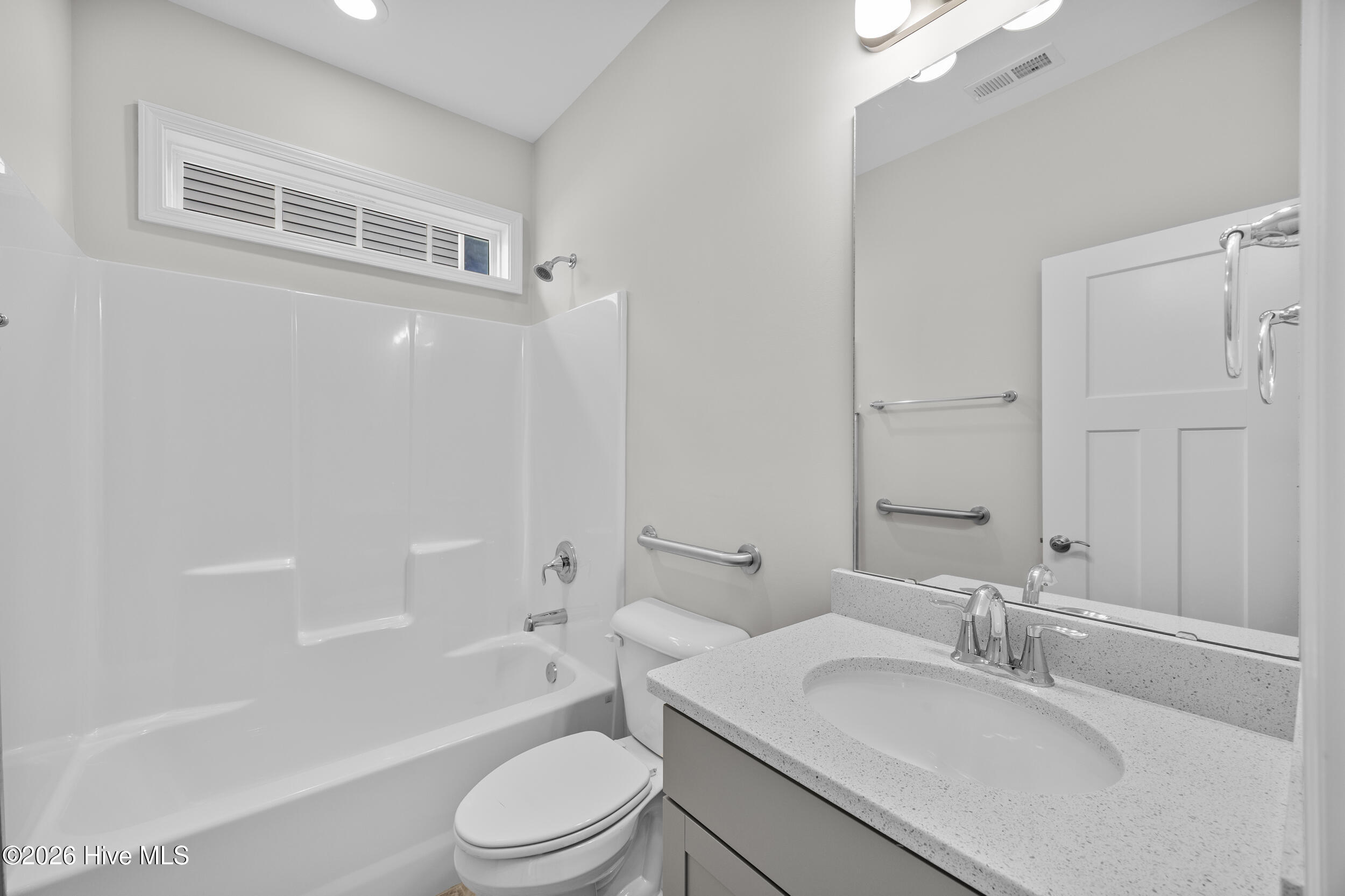 100559295 | Photo 25