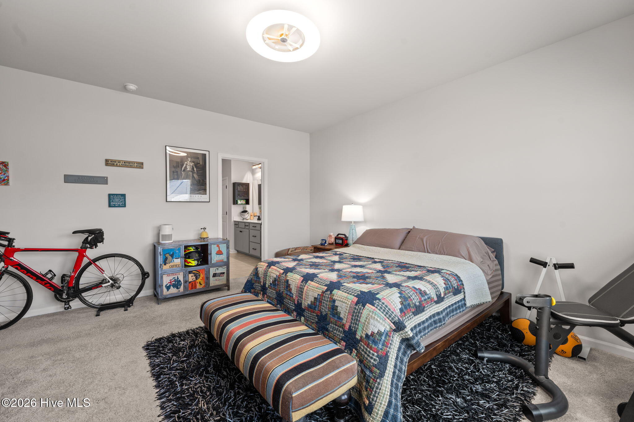 100567205 | Photo 19