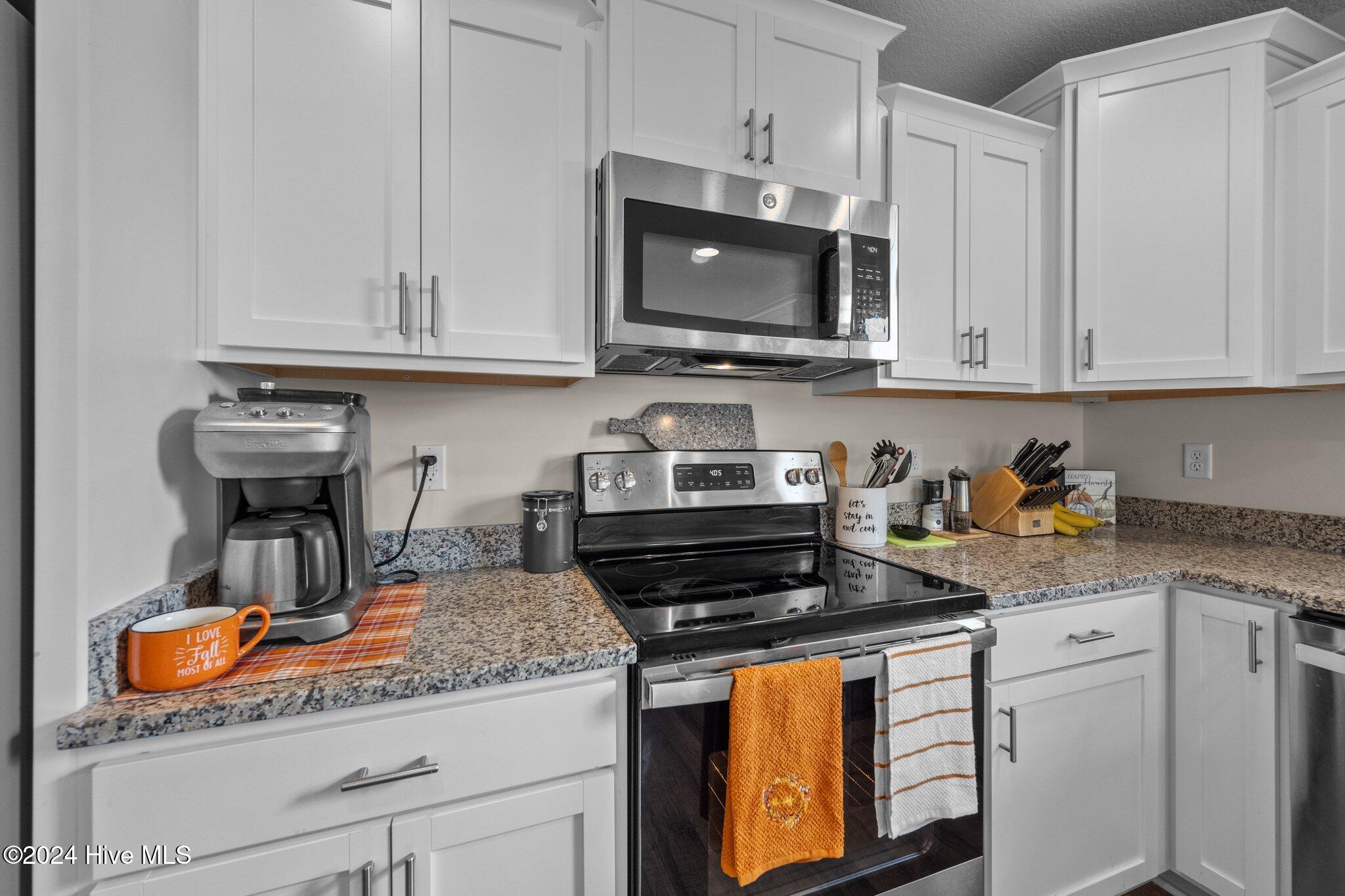 100551017 | Photo 13