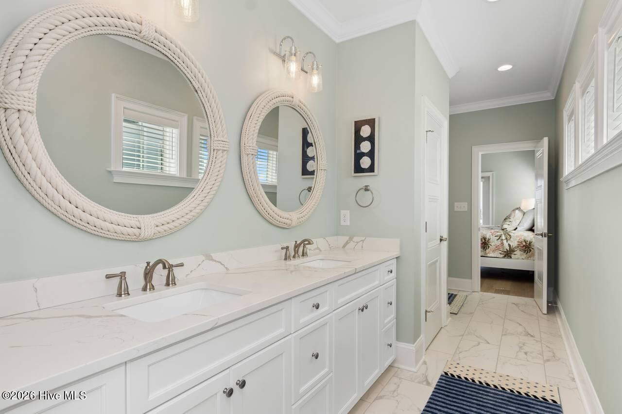109 Ocean Bluff Drive,Indian Beach
