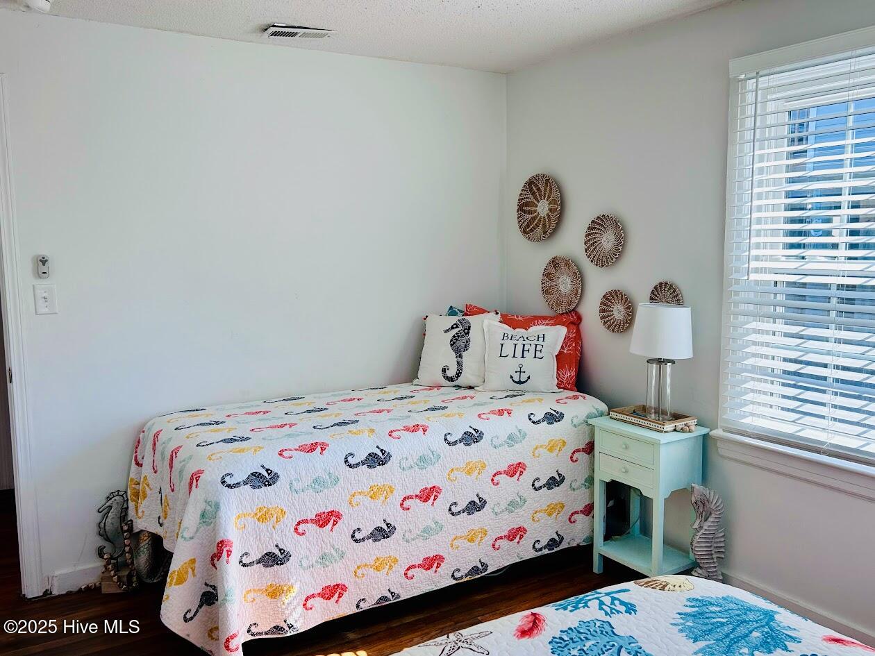 100534064 | Photo 28