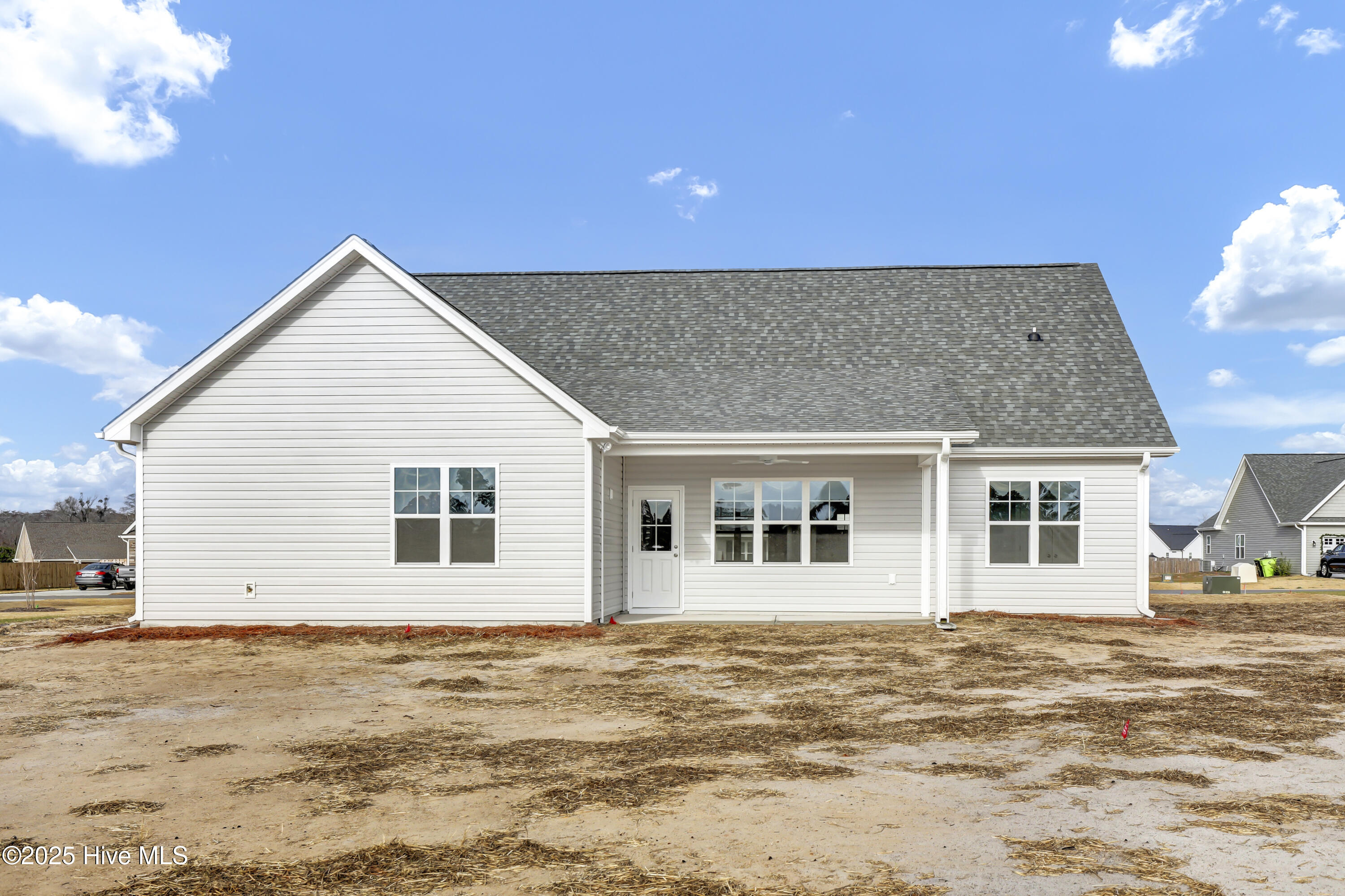 100511697 | Photo 11