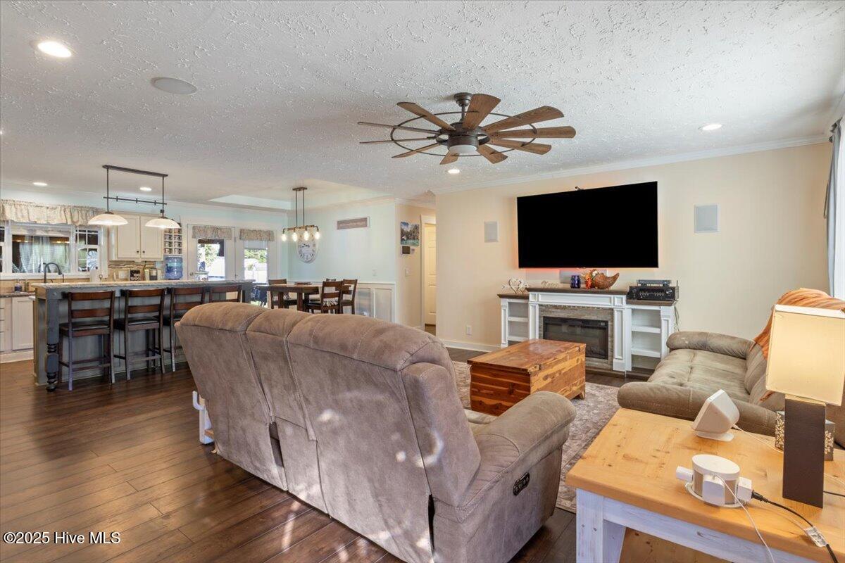 100539175 | Photo 14