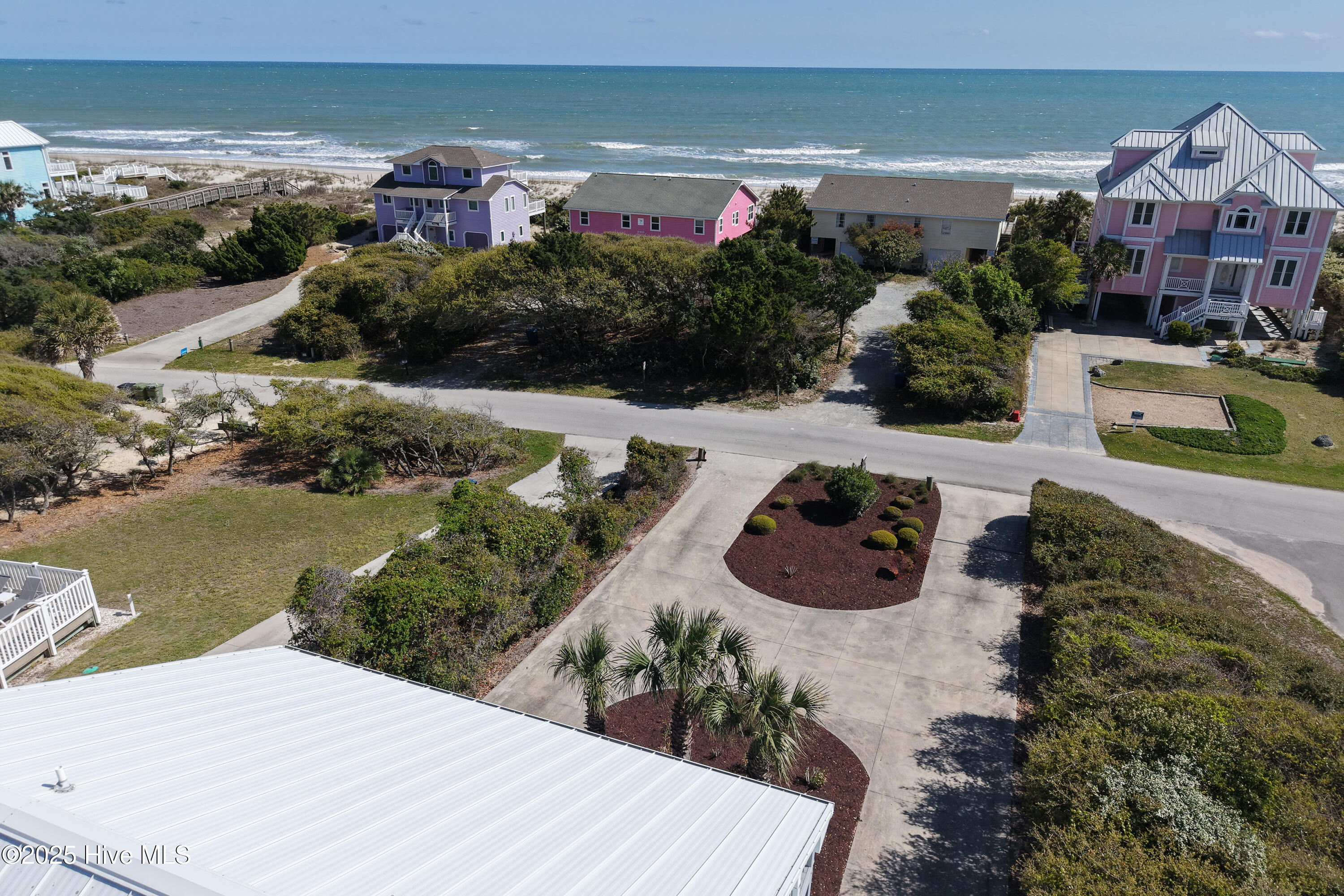 100498545 | Photo 60