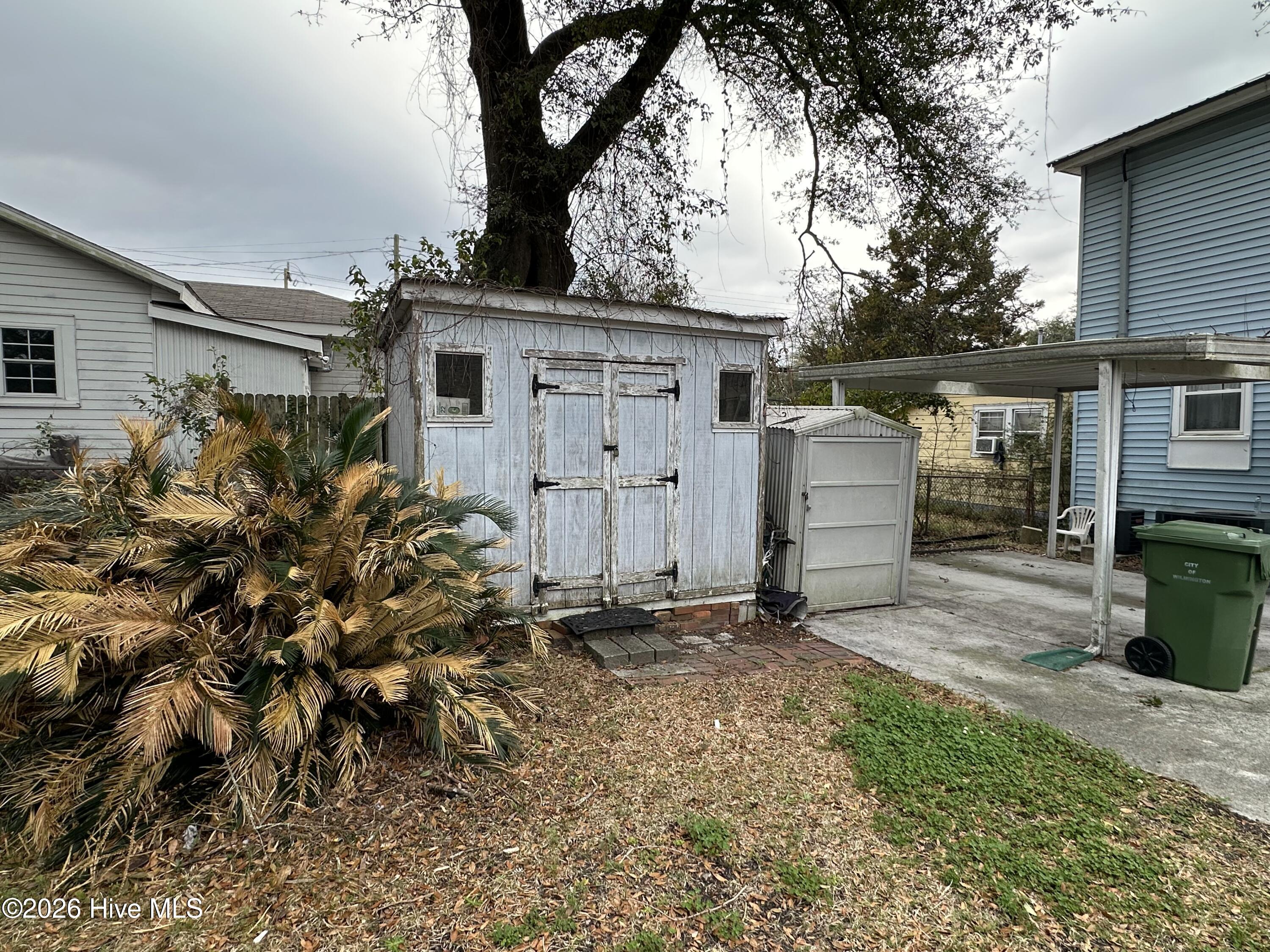 100560745 | Photo 17