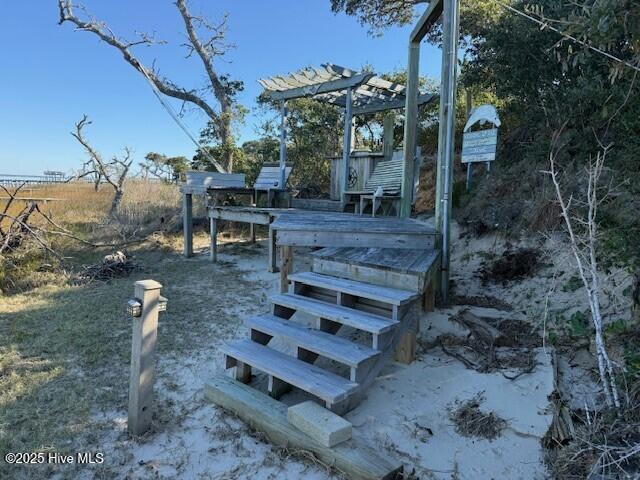 100542021 | Photo 21