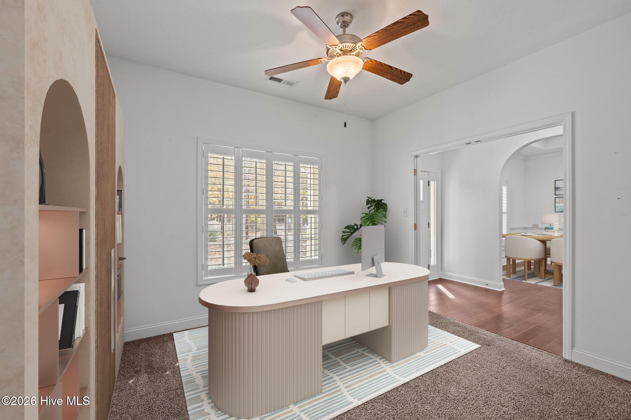 100544125 | Photo 15