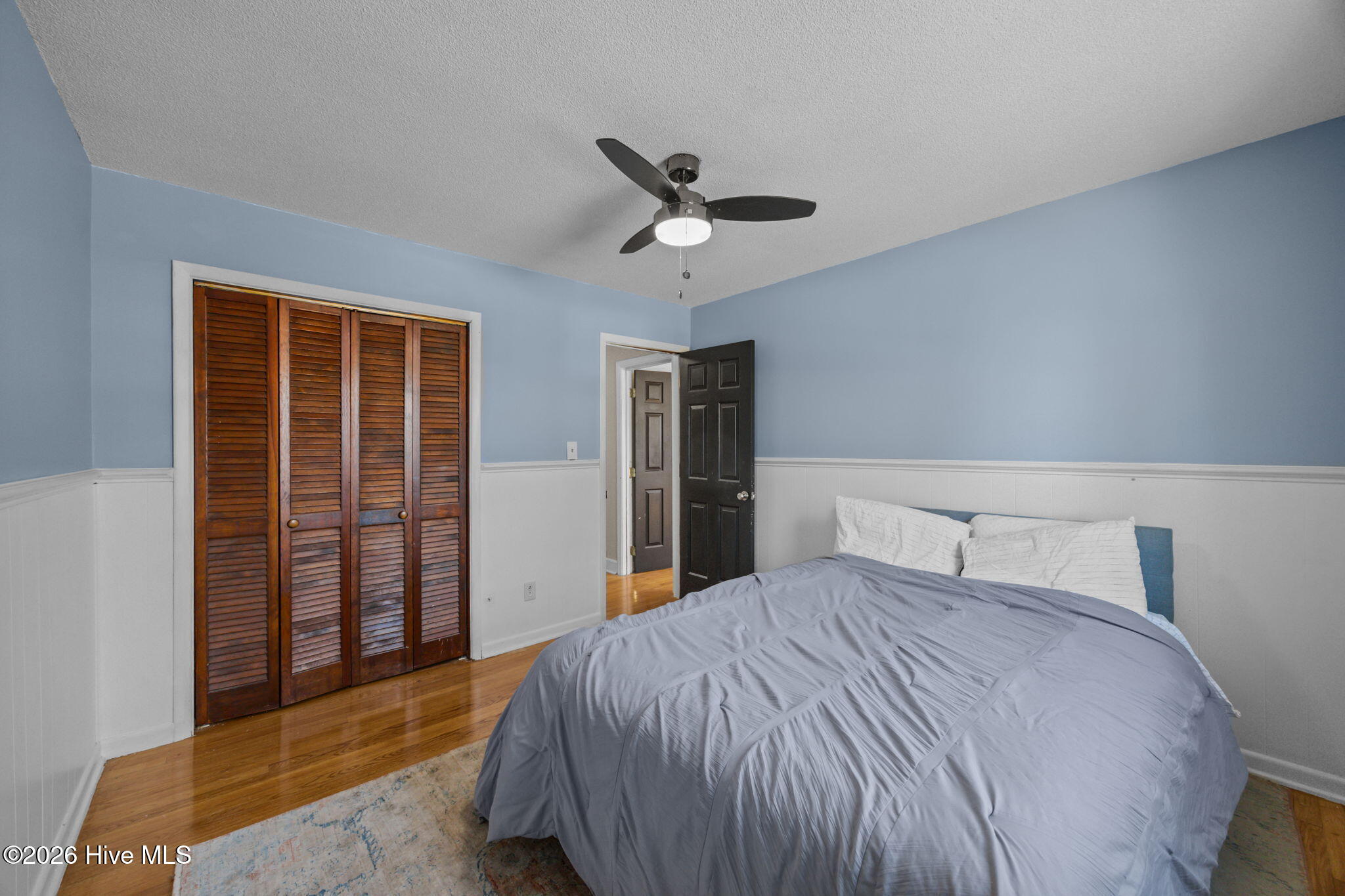 100555859 | Photo 19