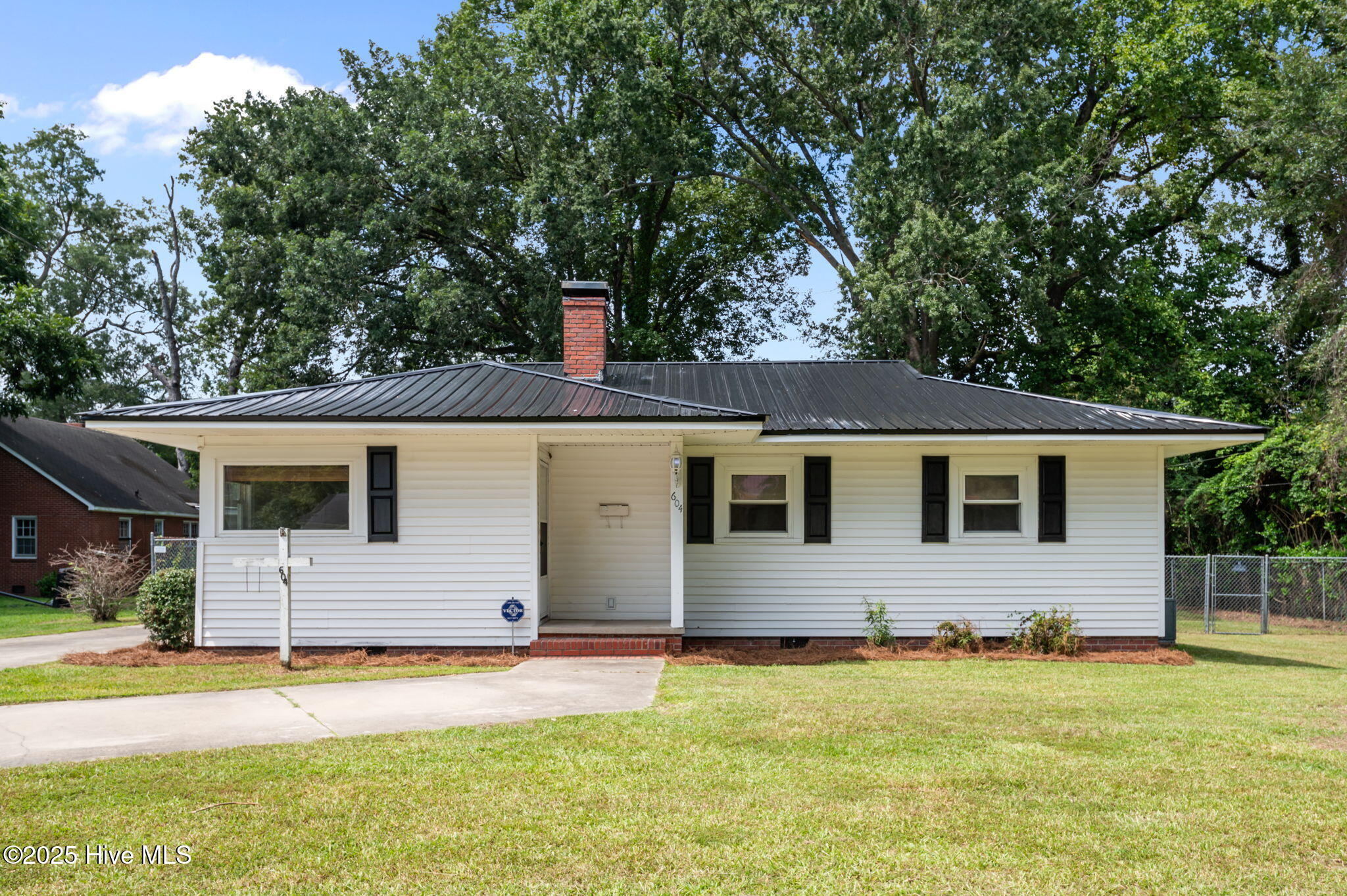 Homes for sale in Kinston, NC | 604 Hines Ave, Kinston, NC 28504 | MLS# 100527512