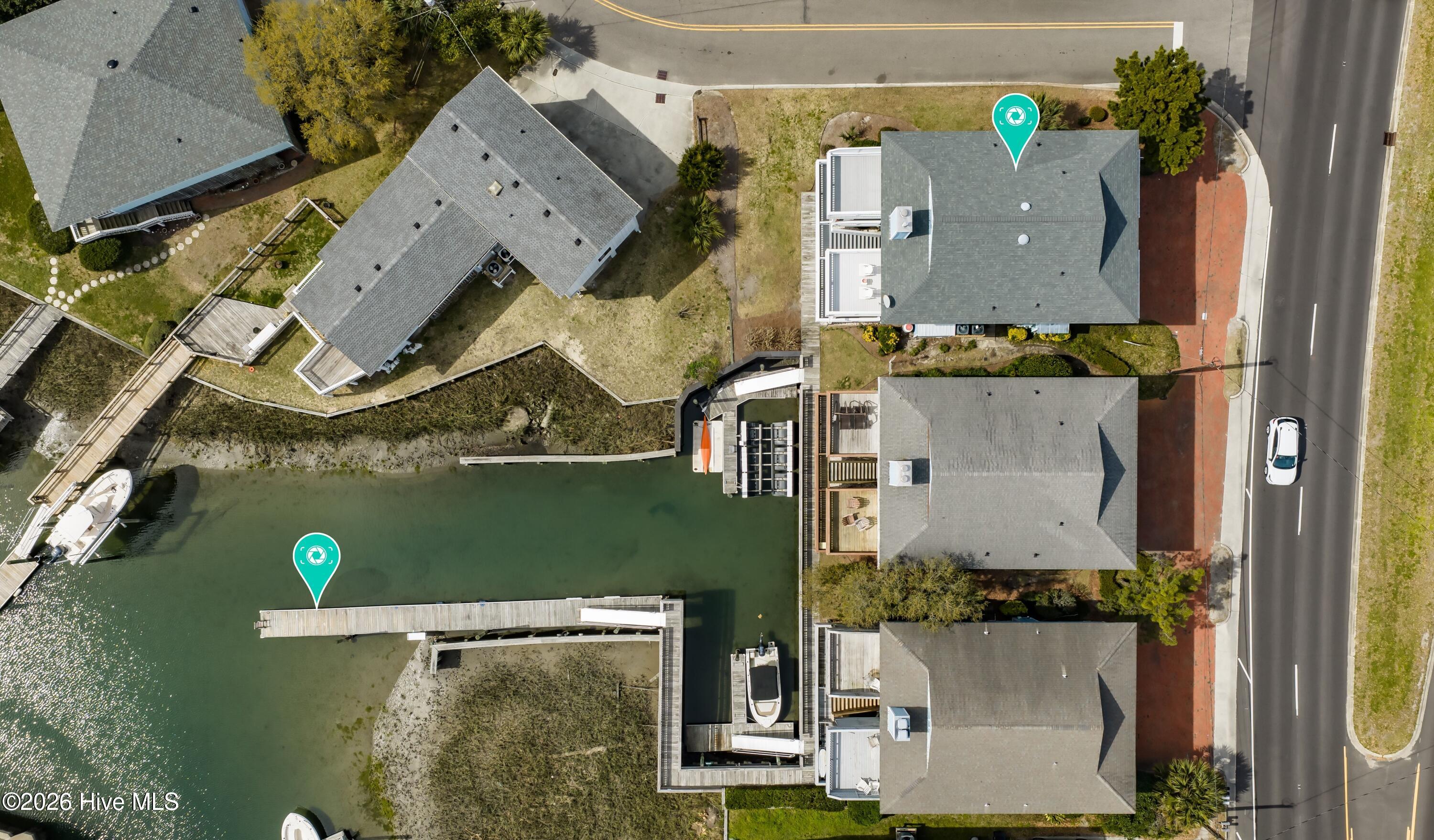 100561645 | Photo 52