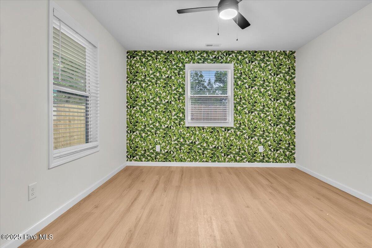 100545408 | Photo 33