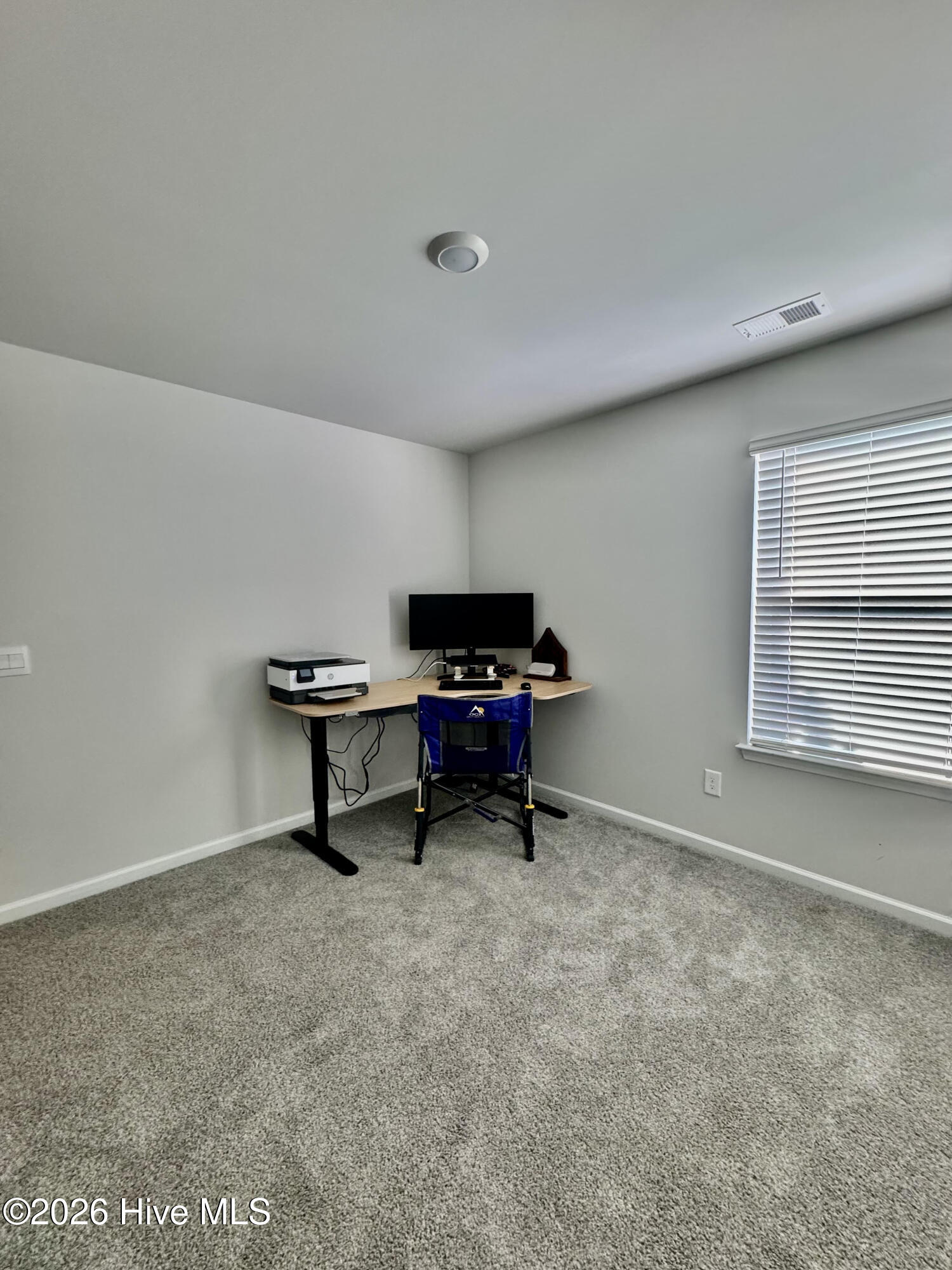 100558914 | Photo 21