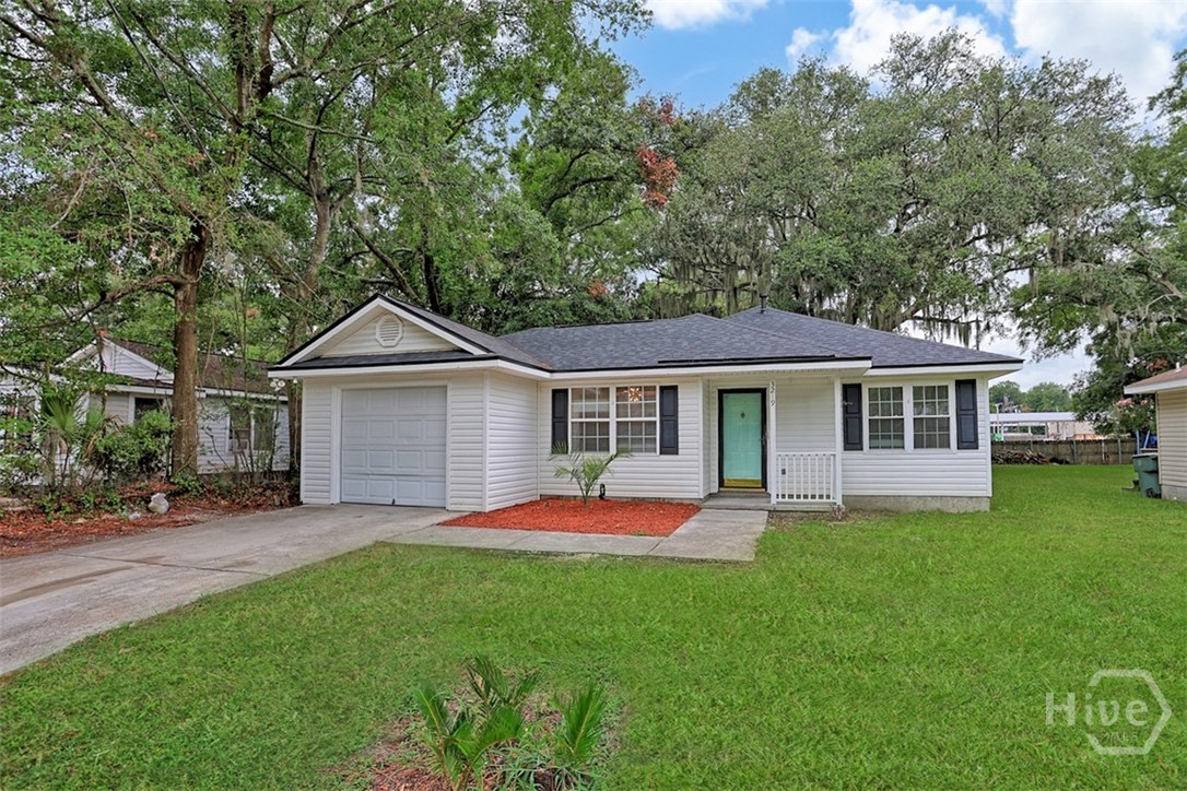 Photo 3 of Single family home for sale at 3219 Helen St, Savannah, GA 31404 | MLS# SA360784 | Listing updated on 2026-09-17