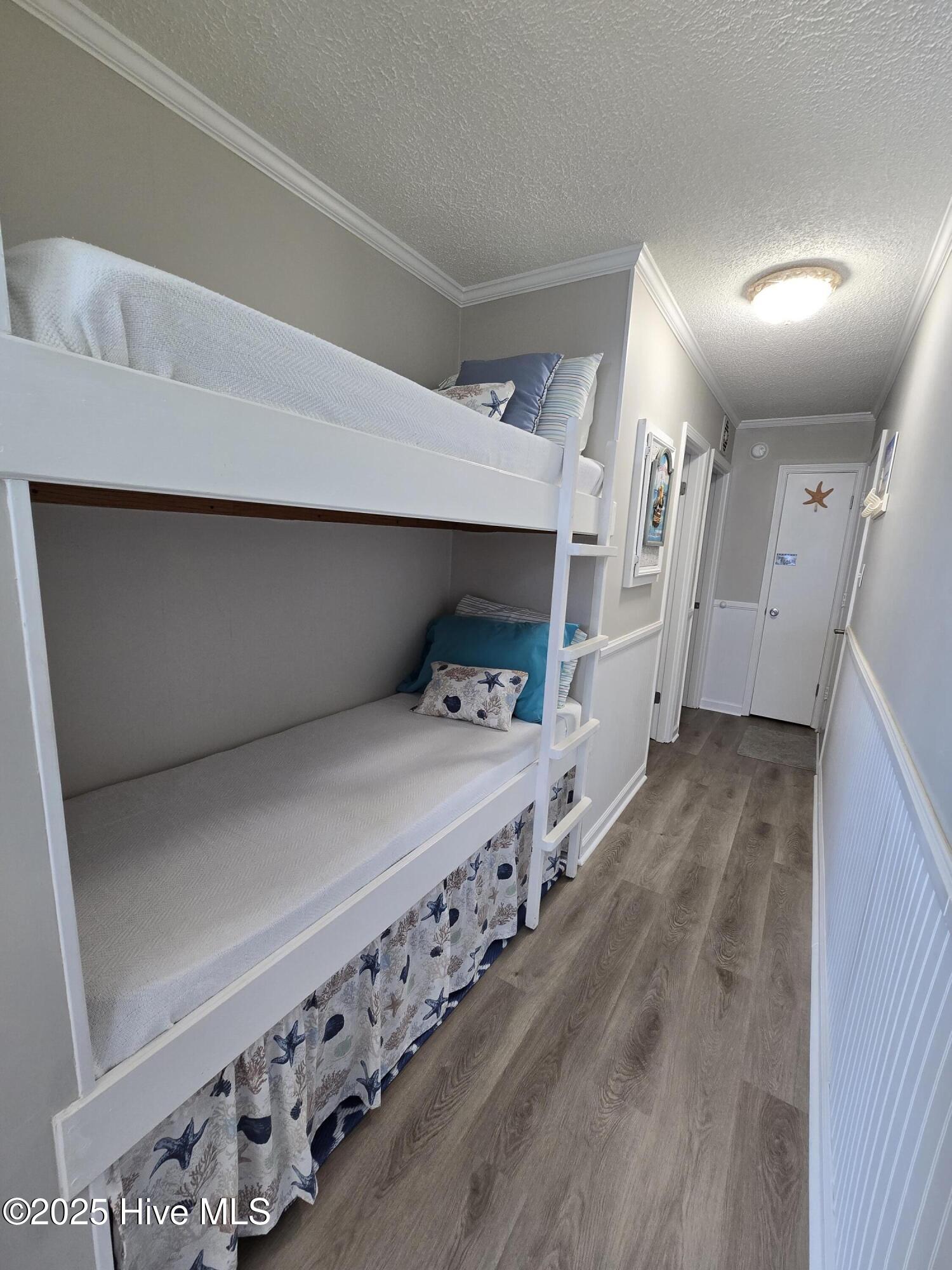 100482107 | Photo 19