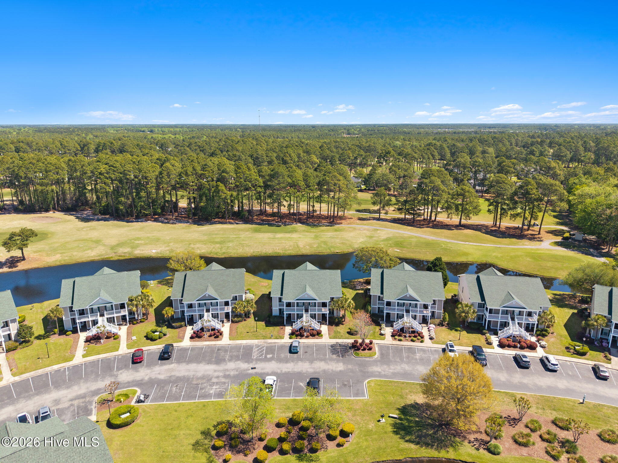 100569221 | Photo 40