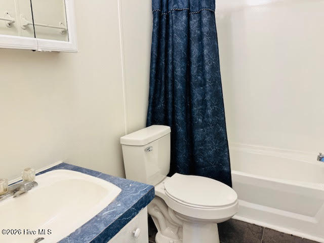 100547185 | Photo 27